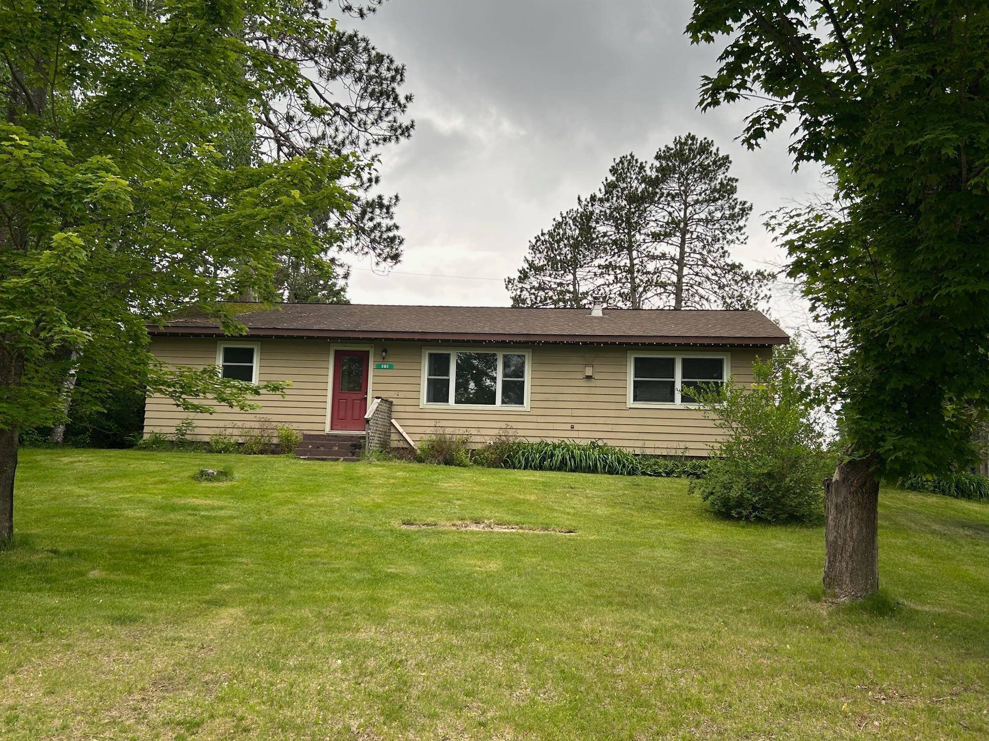 Grand Rapids, MN 55744,903 SW 3rd AVE