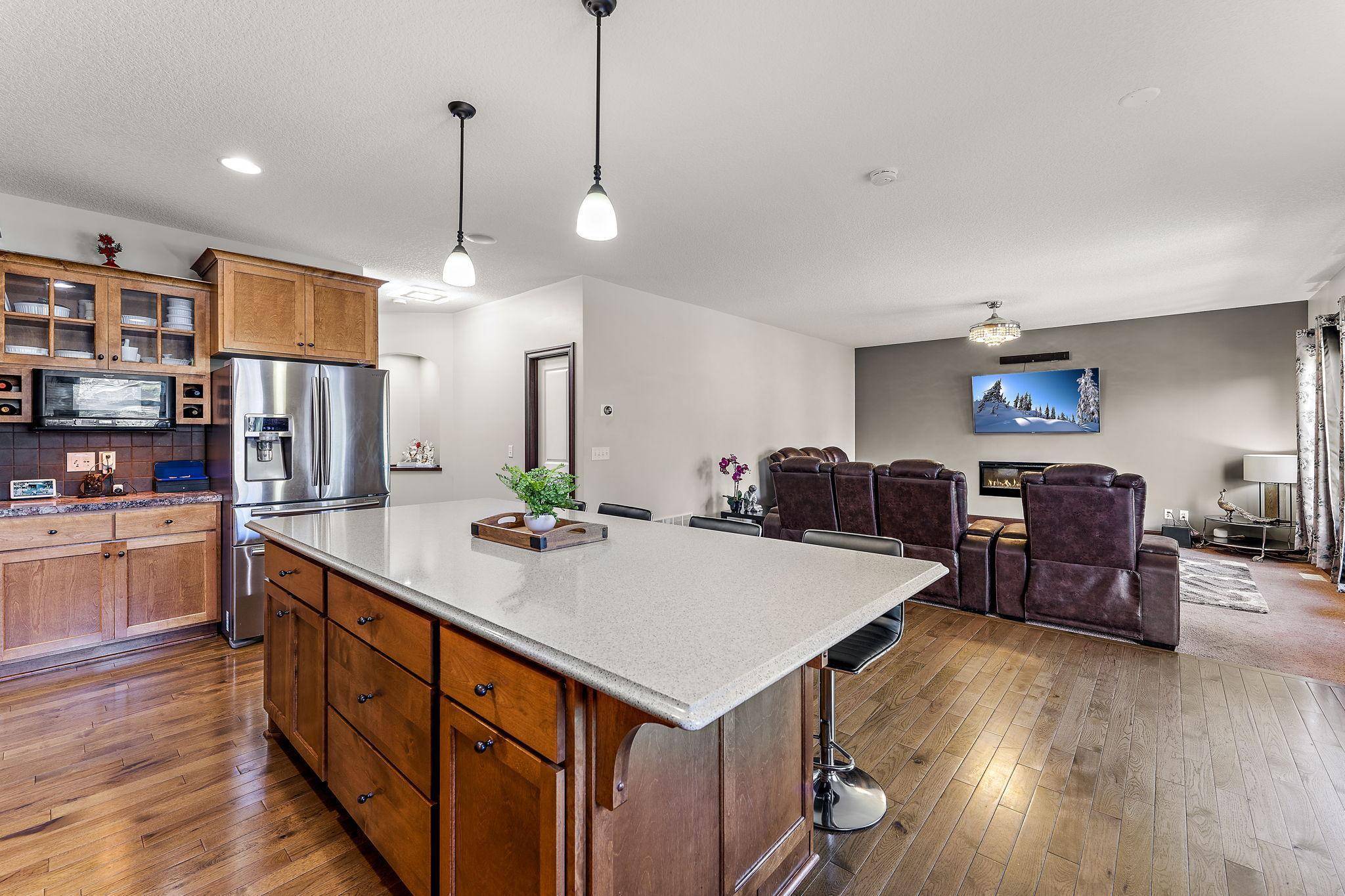 Eden Prairie, MN 55346,17027 W 62nd ST