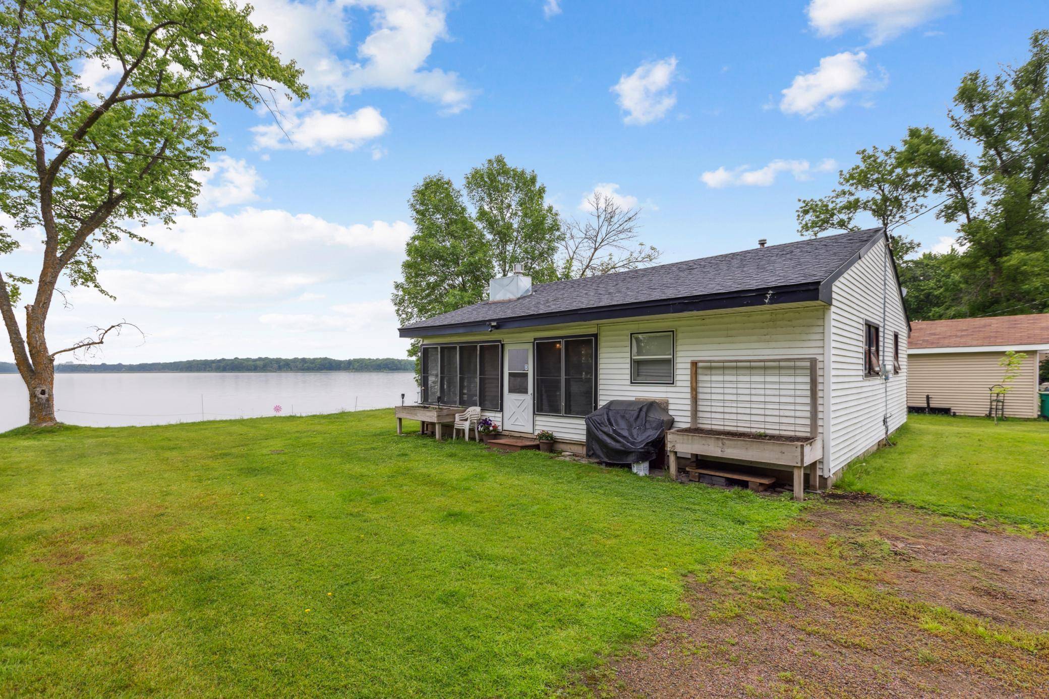 Annandale, MN 55302,7425 Nevens AVE NW