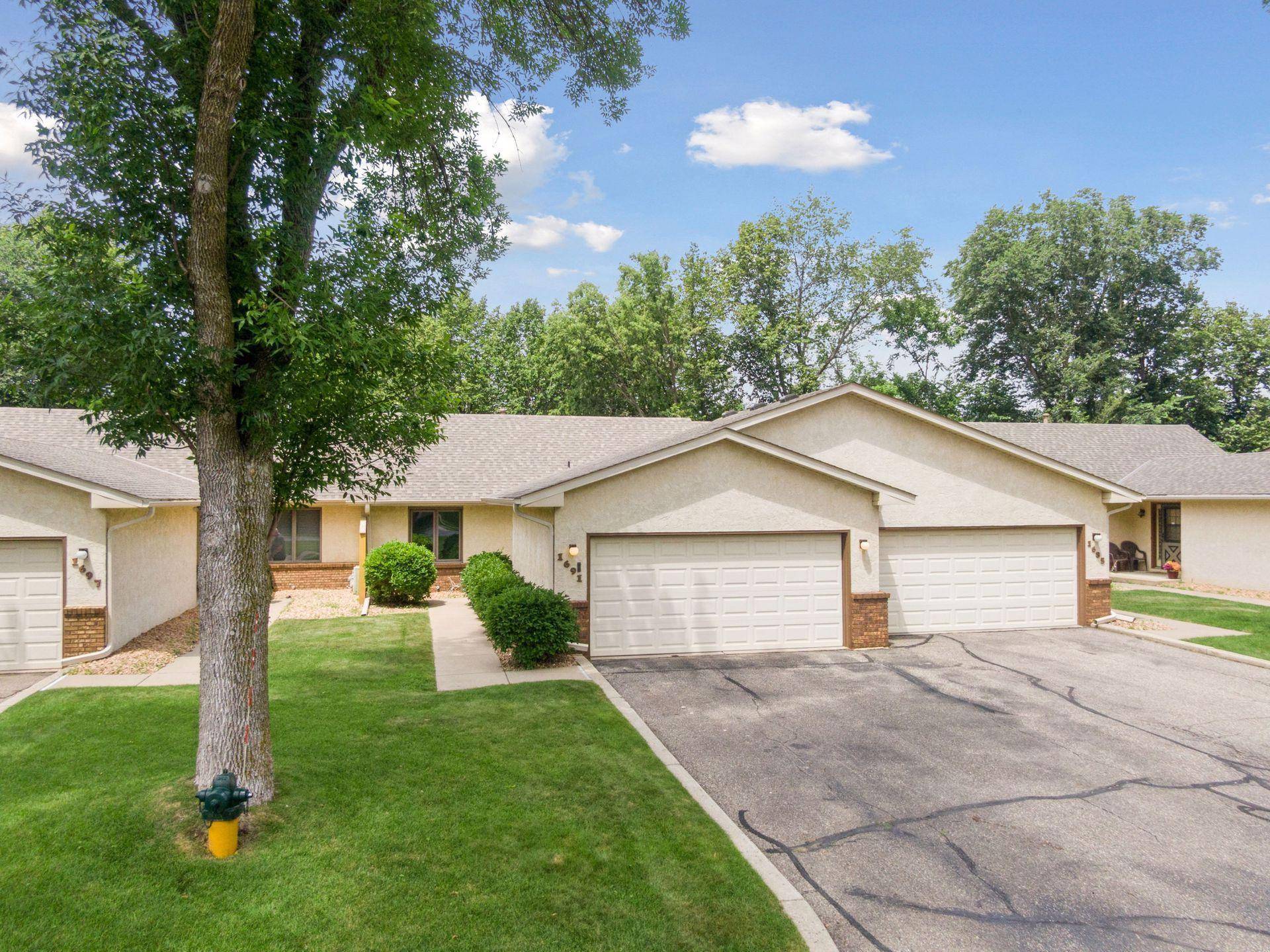 Shakopee, MN 55379,1691 6th AVE W