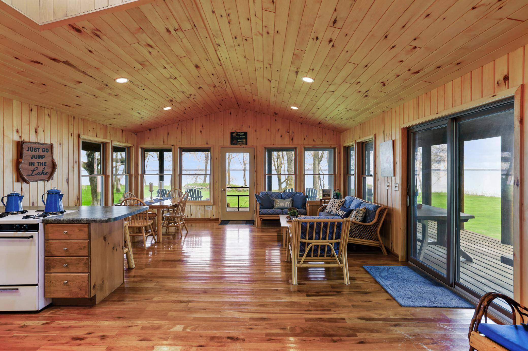 Walker, MN 56484,1720 & 1730 Pelican Island LNDG NW