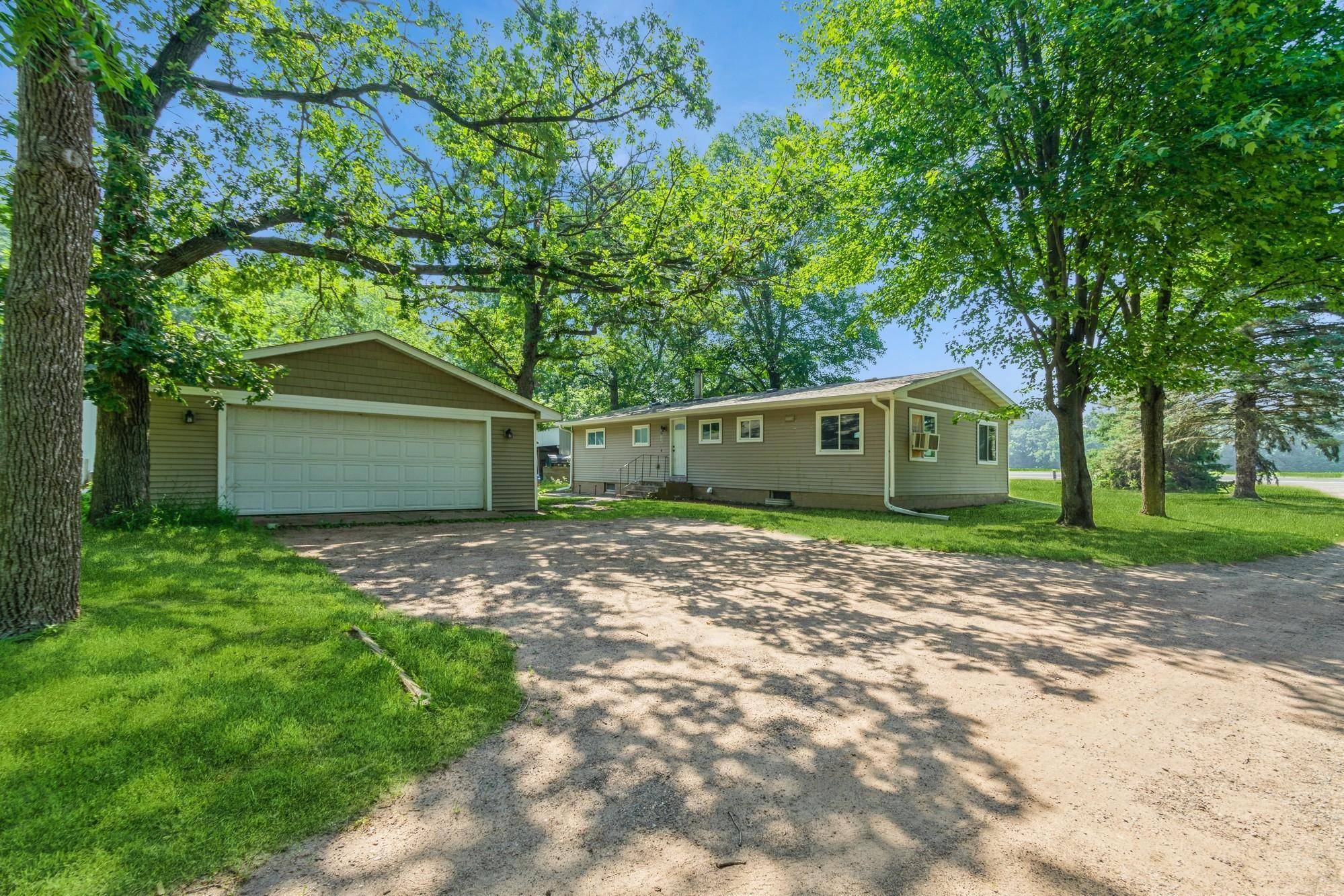 North Branch, MN 55056,10014 Saint Croix TRL