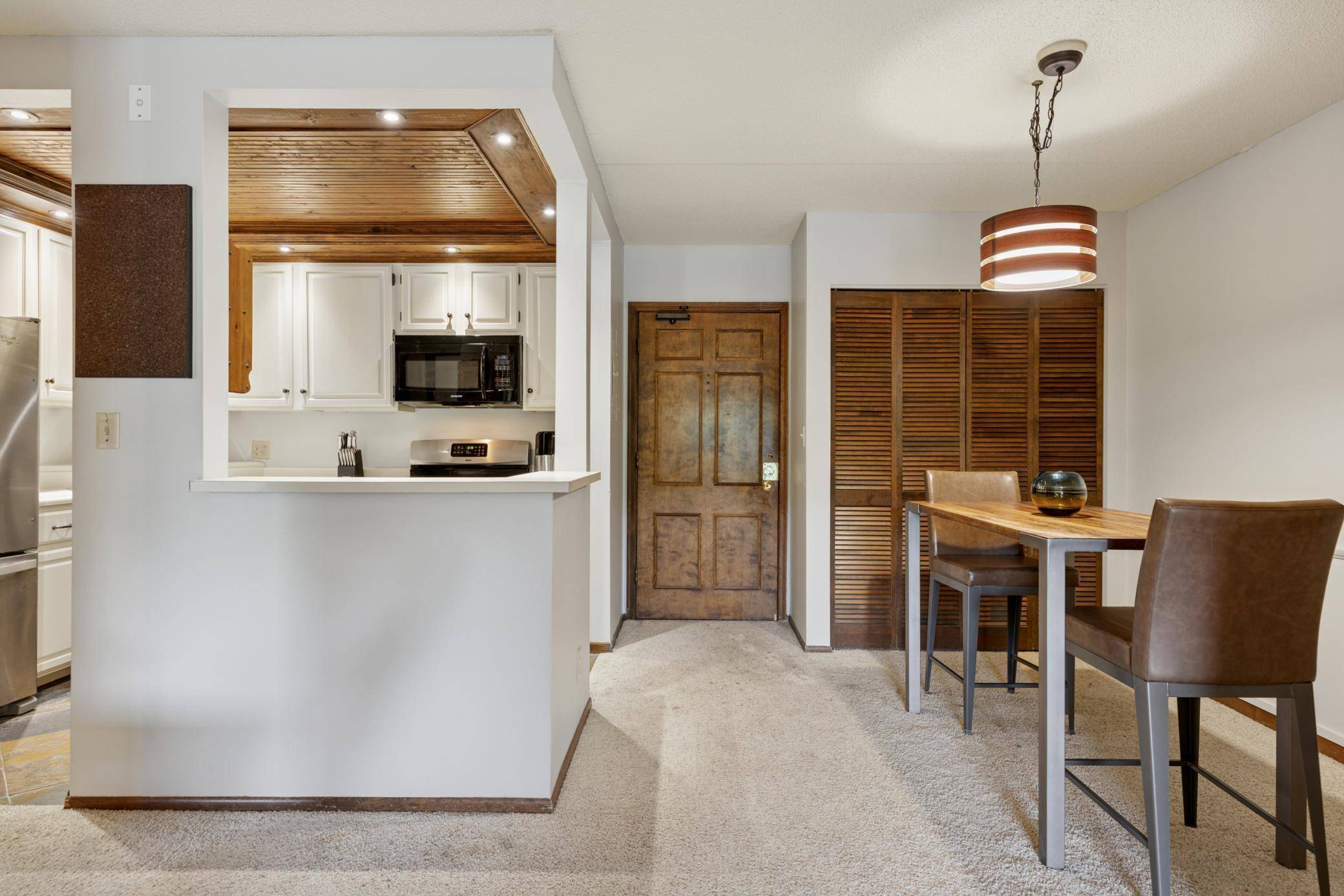 Edina, MN 55436,6710 Vernon AVE S #316