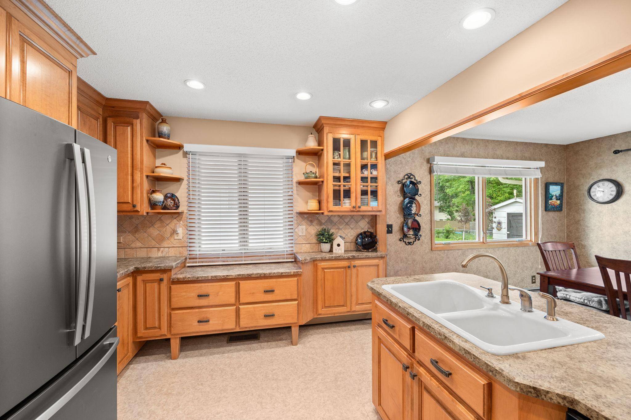 Hutchinson, MN 55350,404 Larson ST SW