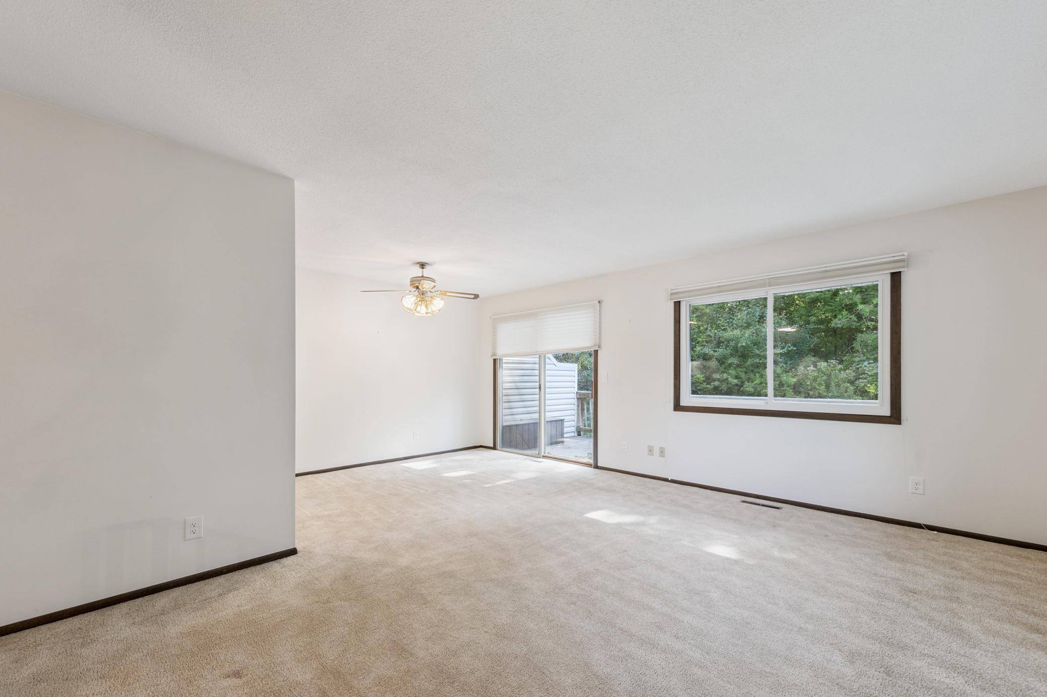 Eagan, MN 55123,1199 Timbershore LN