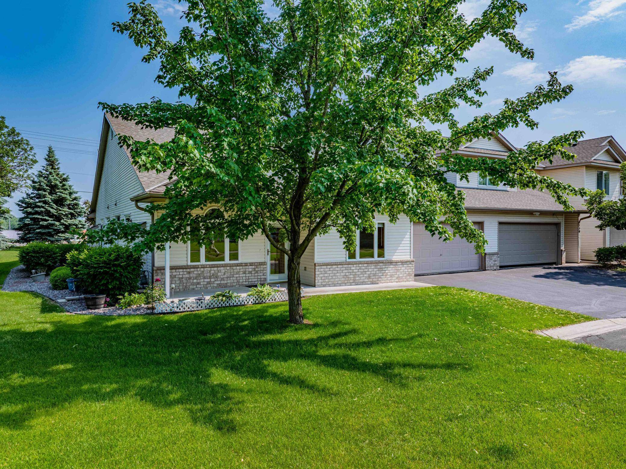 Chaska, MN 55318,1152 Crystal PL W