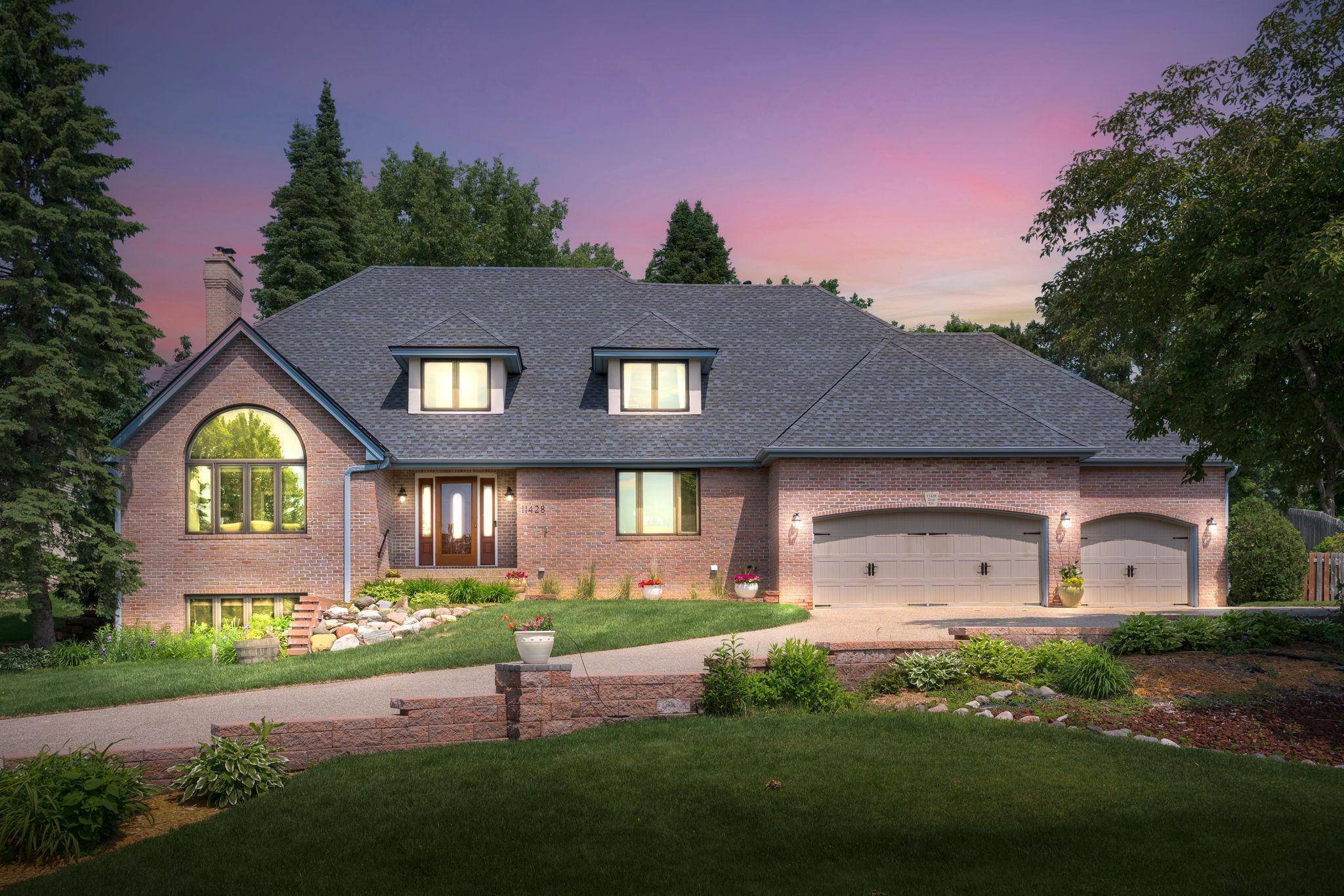 Bloomington, MN 55437,11428 Zion CIR S