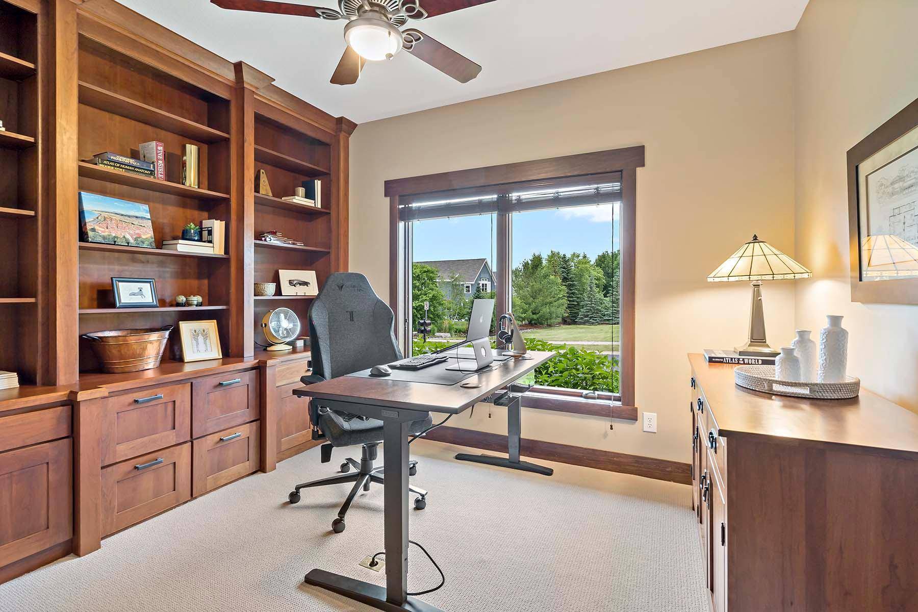 Apple Valley, MN 55124,15720 Duck Pond WAY