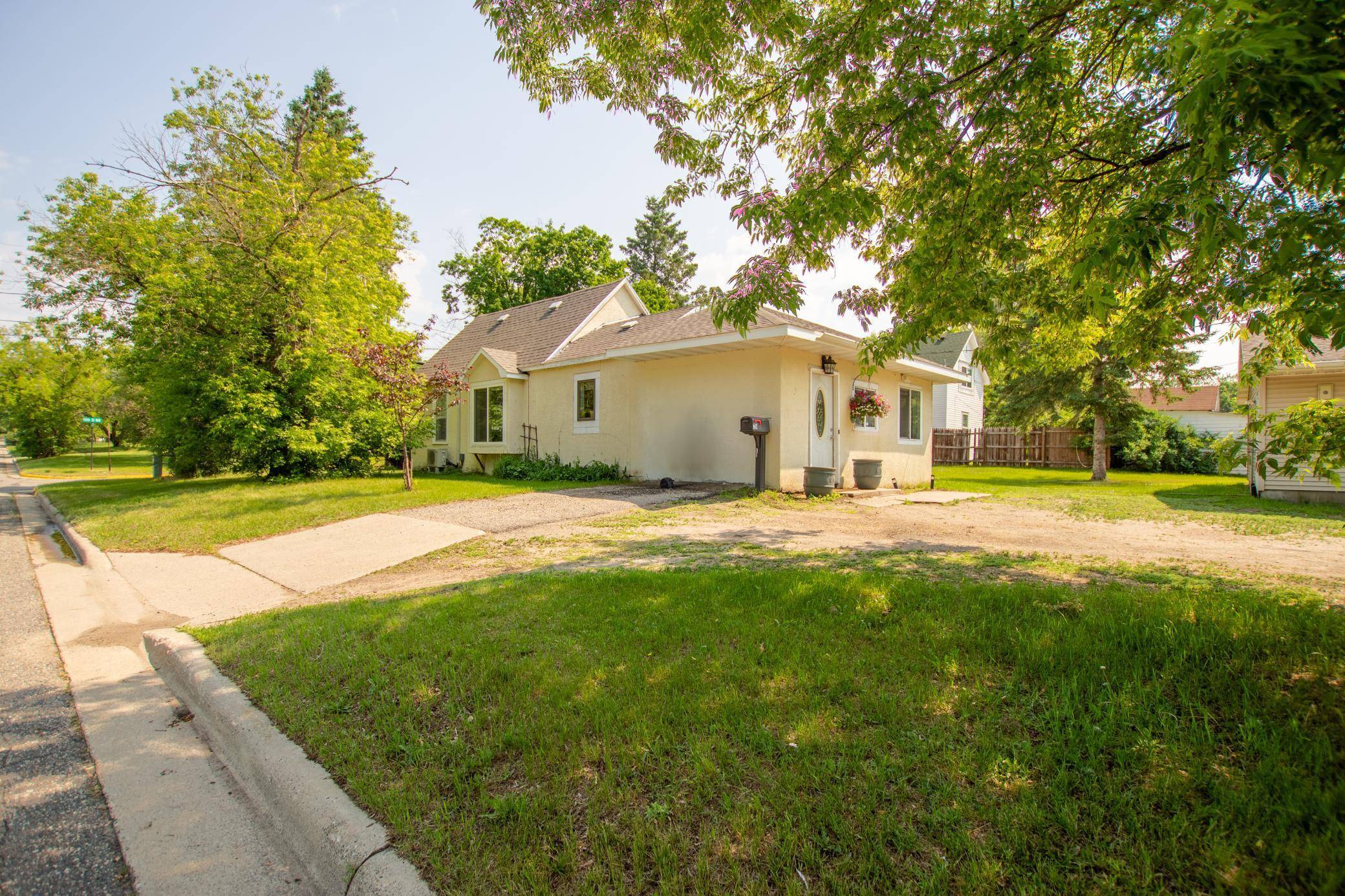 Bemidji, MN 56601,724 10th ST NW