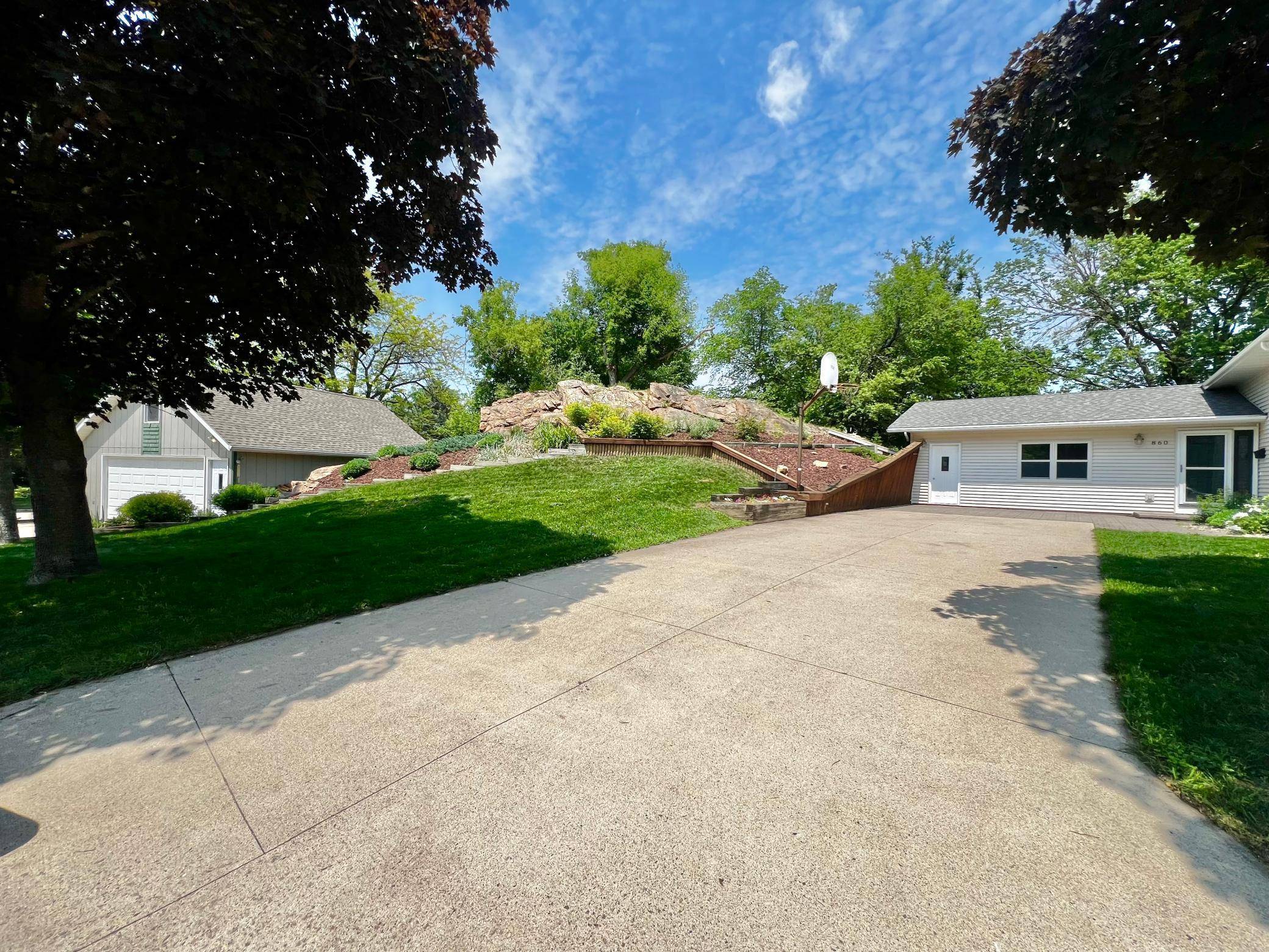 Granite Falls, MN 56241,860 11th AVE