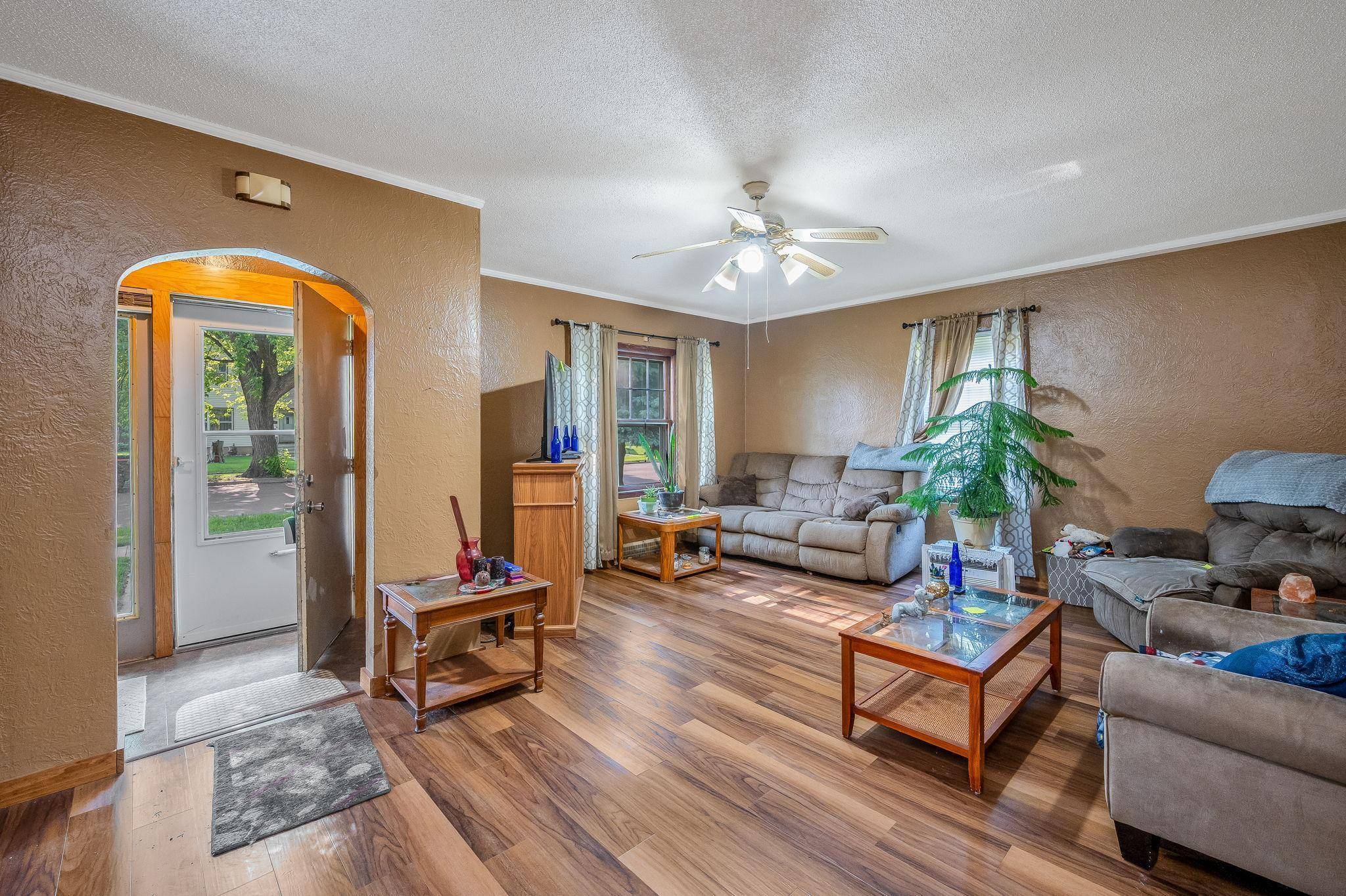 Truman, MN 56088,309 N Central AVE