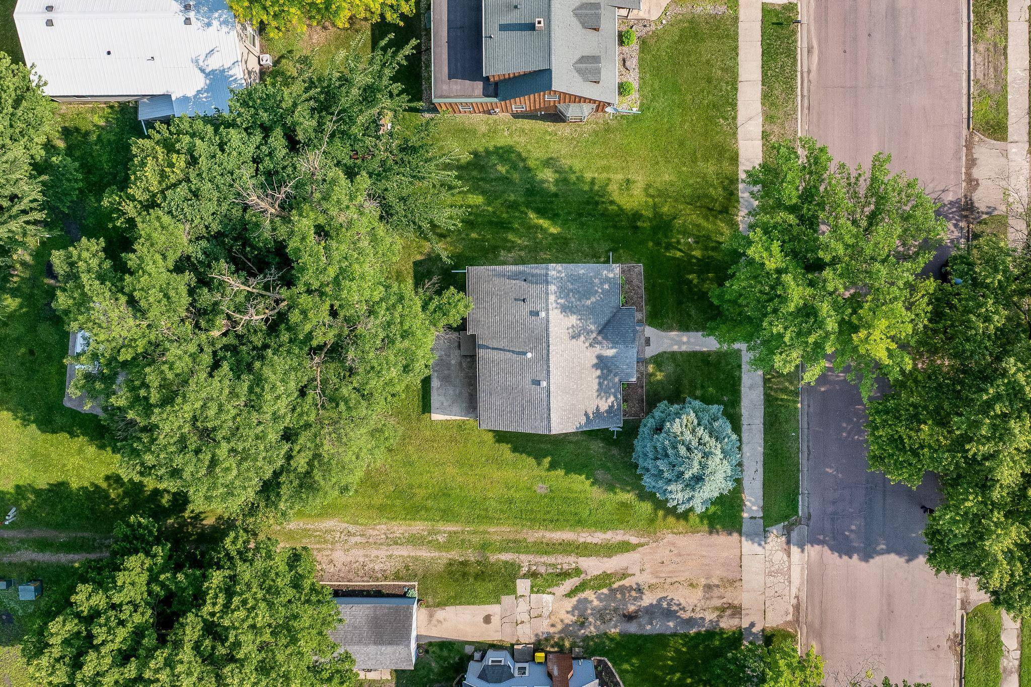 Truman, MN 56088,309 N Central AVE