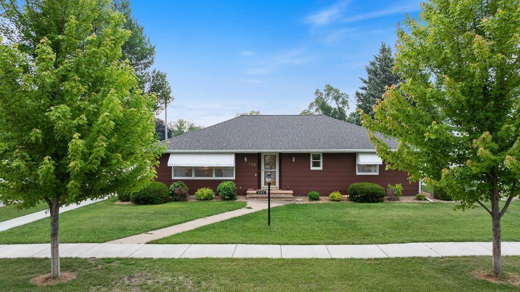 Canby, MN 56220,109 Pine AVE N