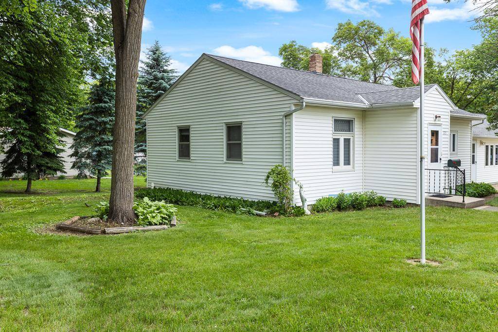 Ivanhoe, MN 56142,223 W Rotherwood ST