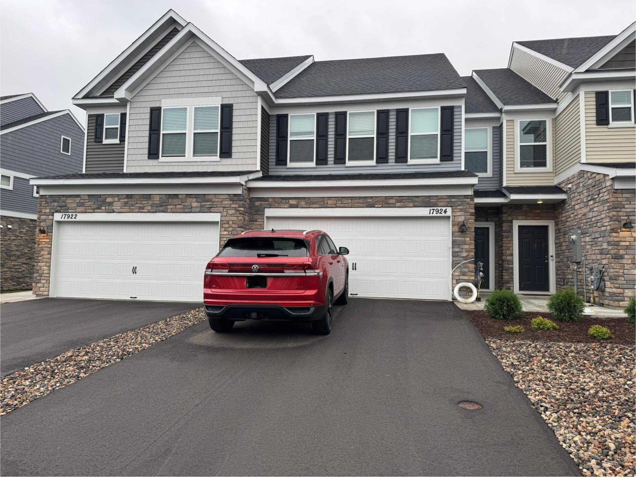 Lakeville, MN 55044,17924 Giants WAY