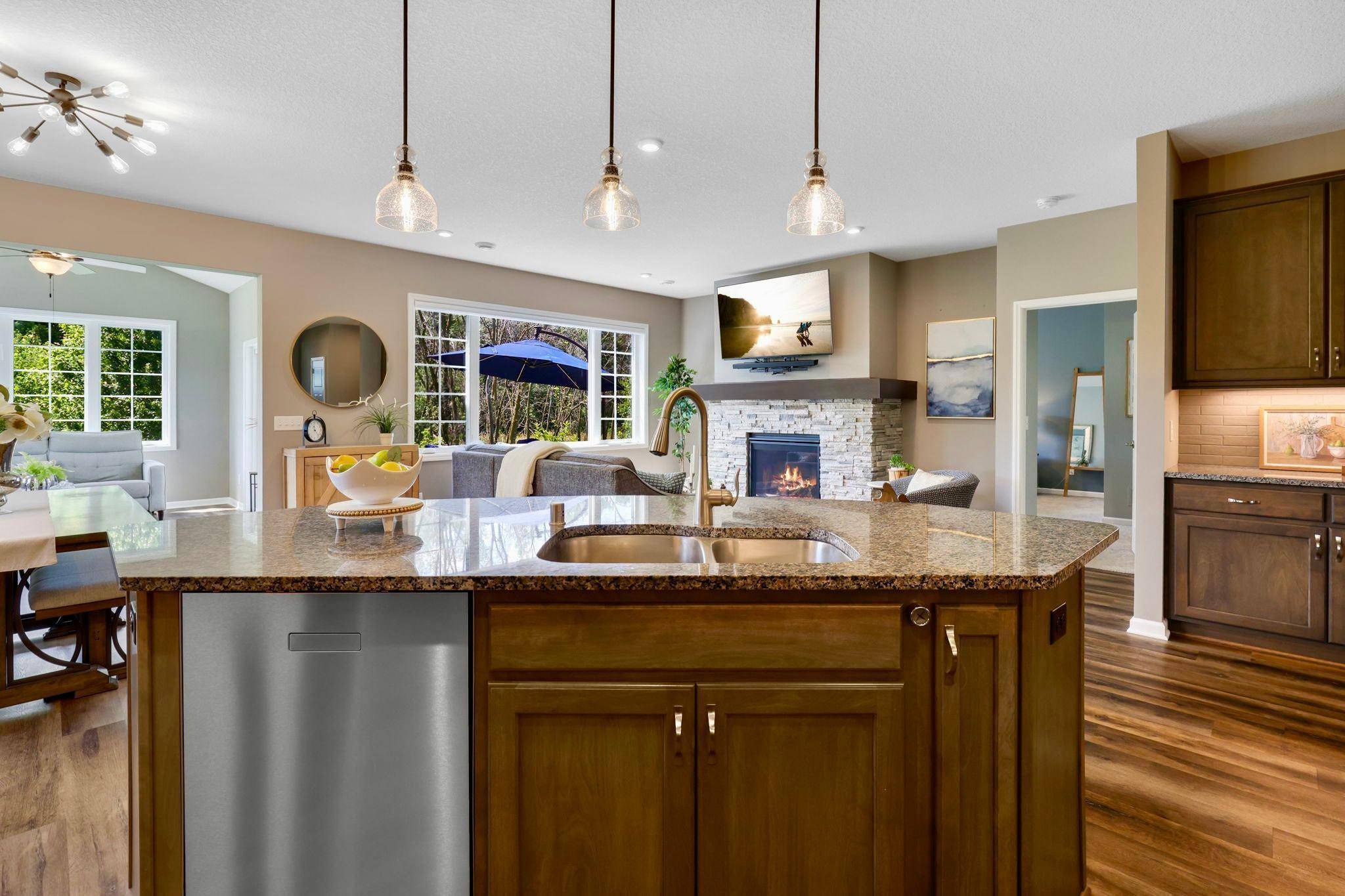 Prior Lake, MN 55372,5581 Jarett CT NE