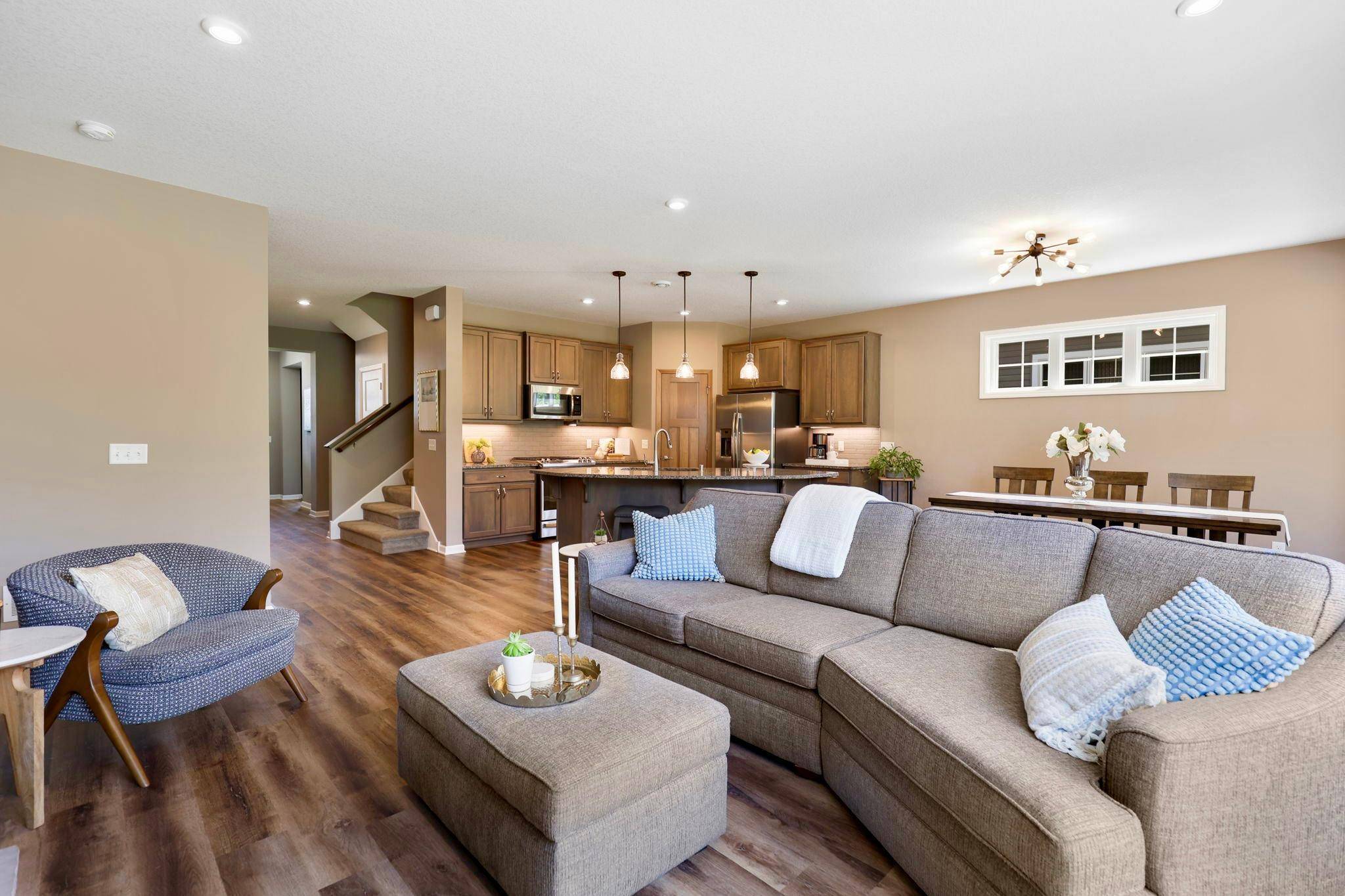 Prior Lake, MN 55372,5581 Jarett CT NE