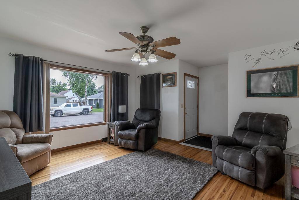 Mankato, MN 56001,1136 Highland AVE