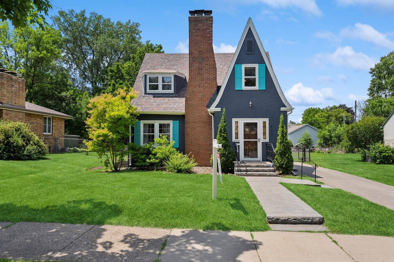 West Saint Paul, MN 55118,917 Bidwell ST