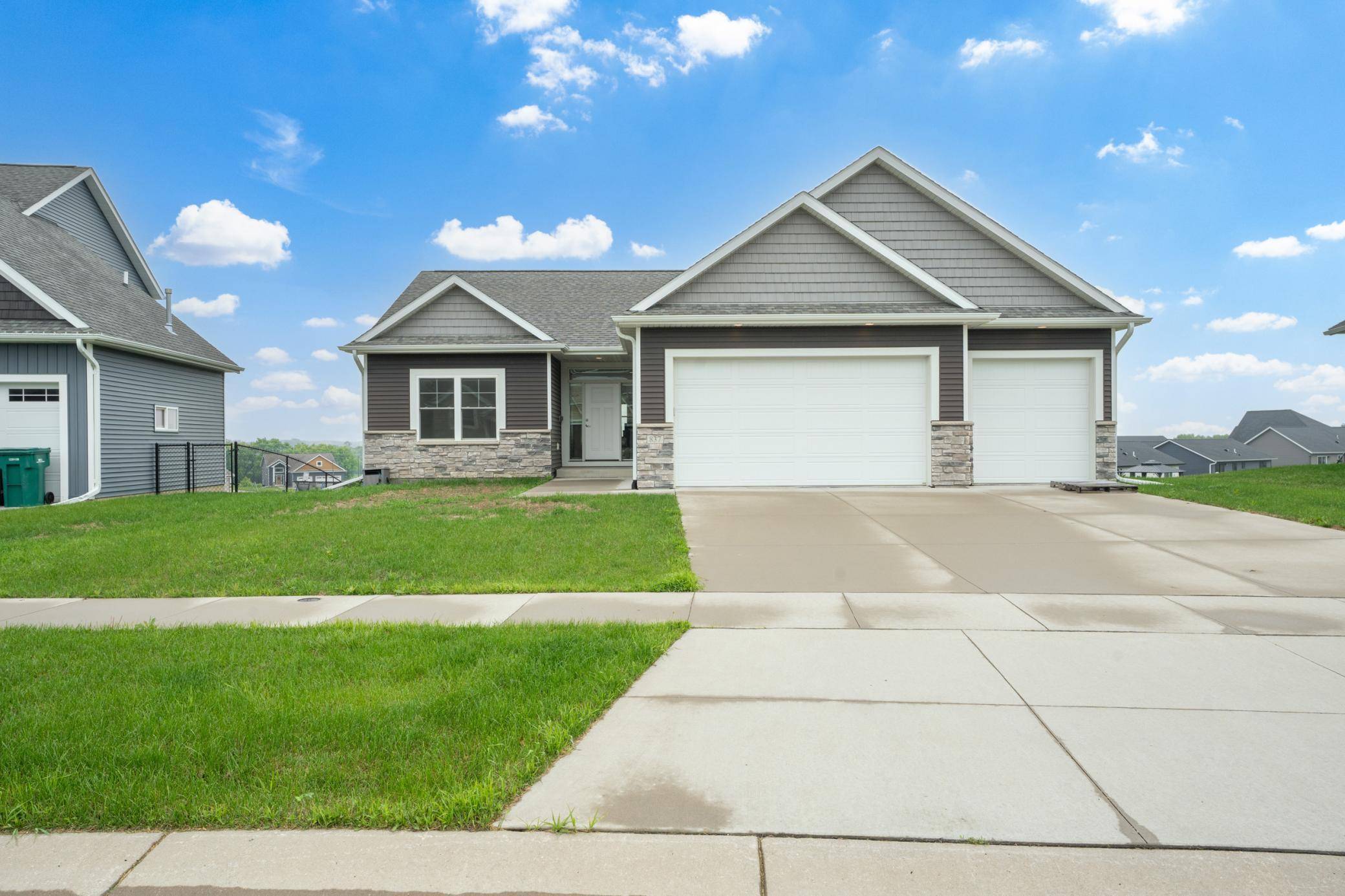 Byron, MN 55920,837 Towne DR NE