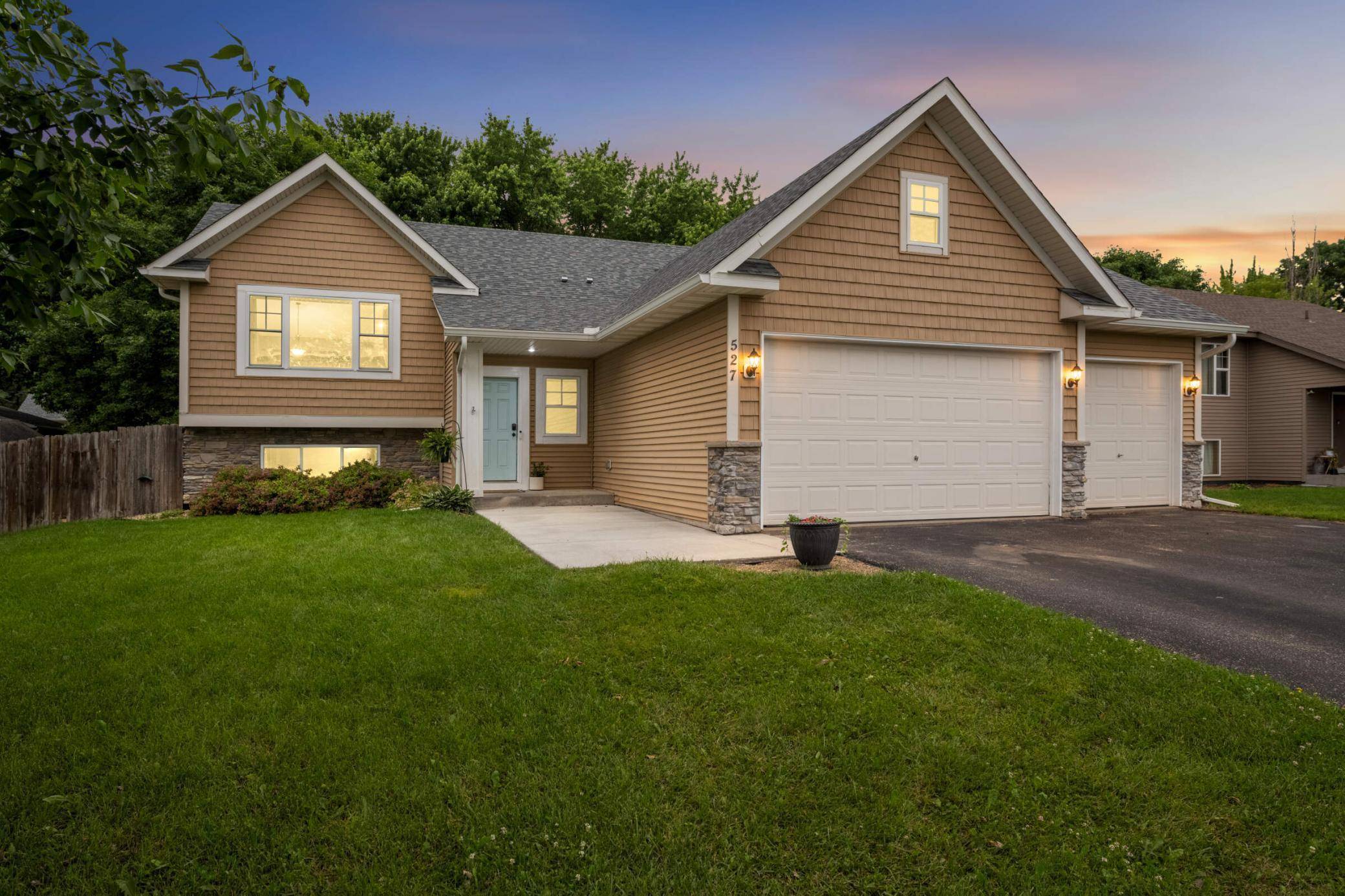 Lonsdale, MN 55046,527 1st AVE NE