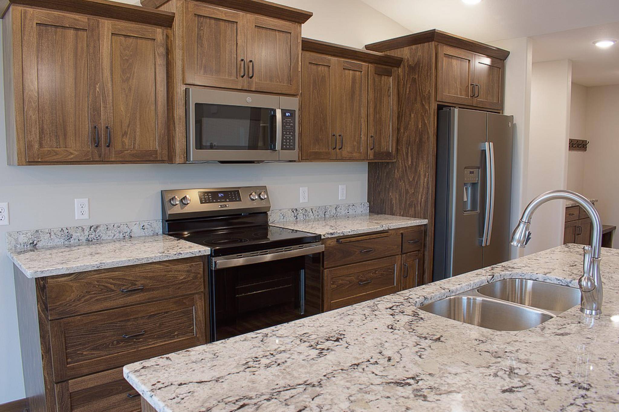 Cold Spring, MN 56320,76 Meadow LN