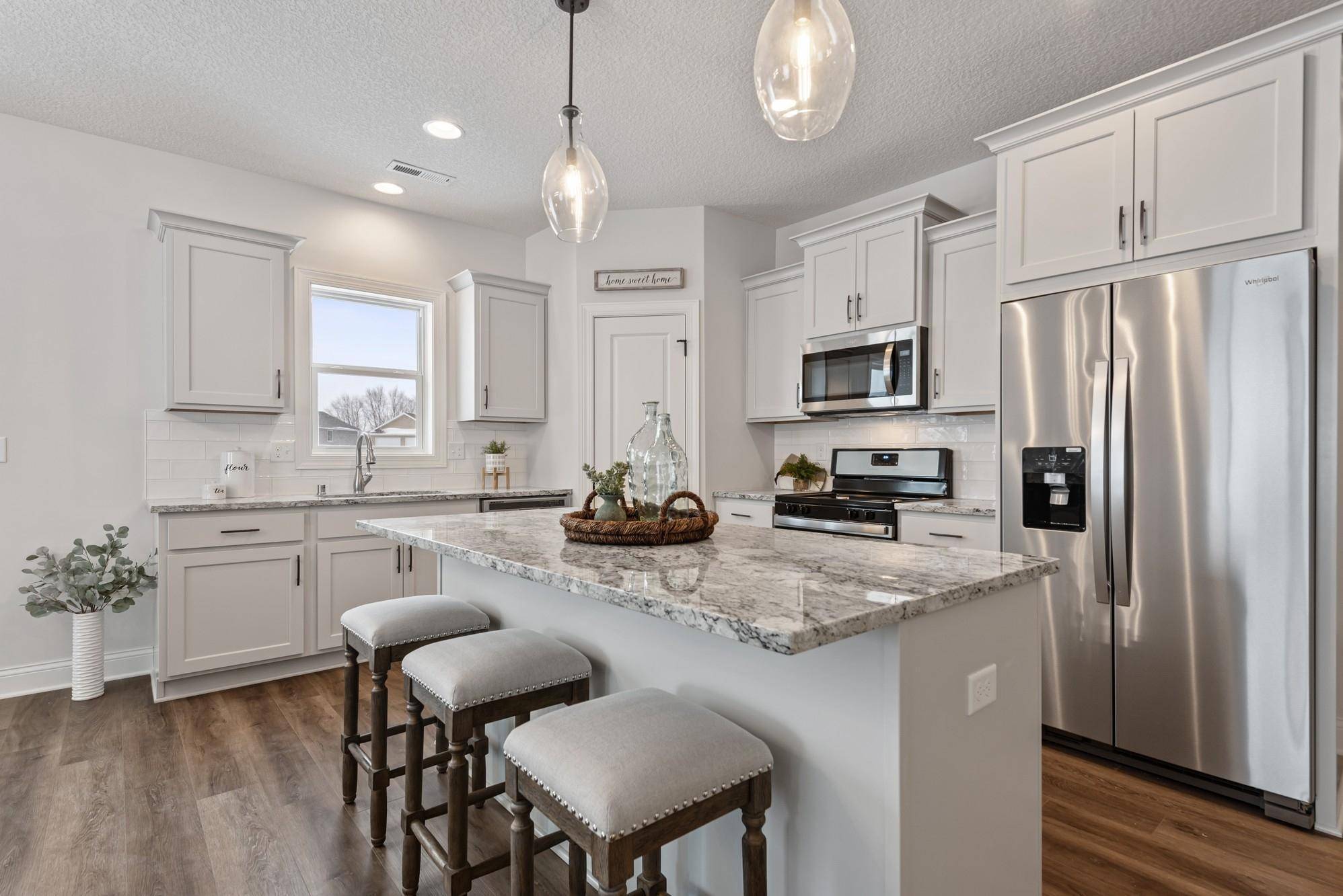 Litchfield, MN 55355,1418 Cedar LN