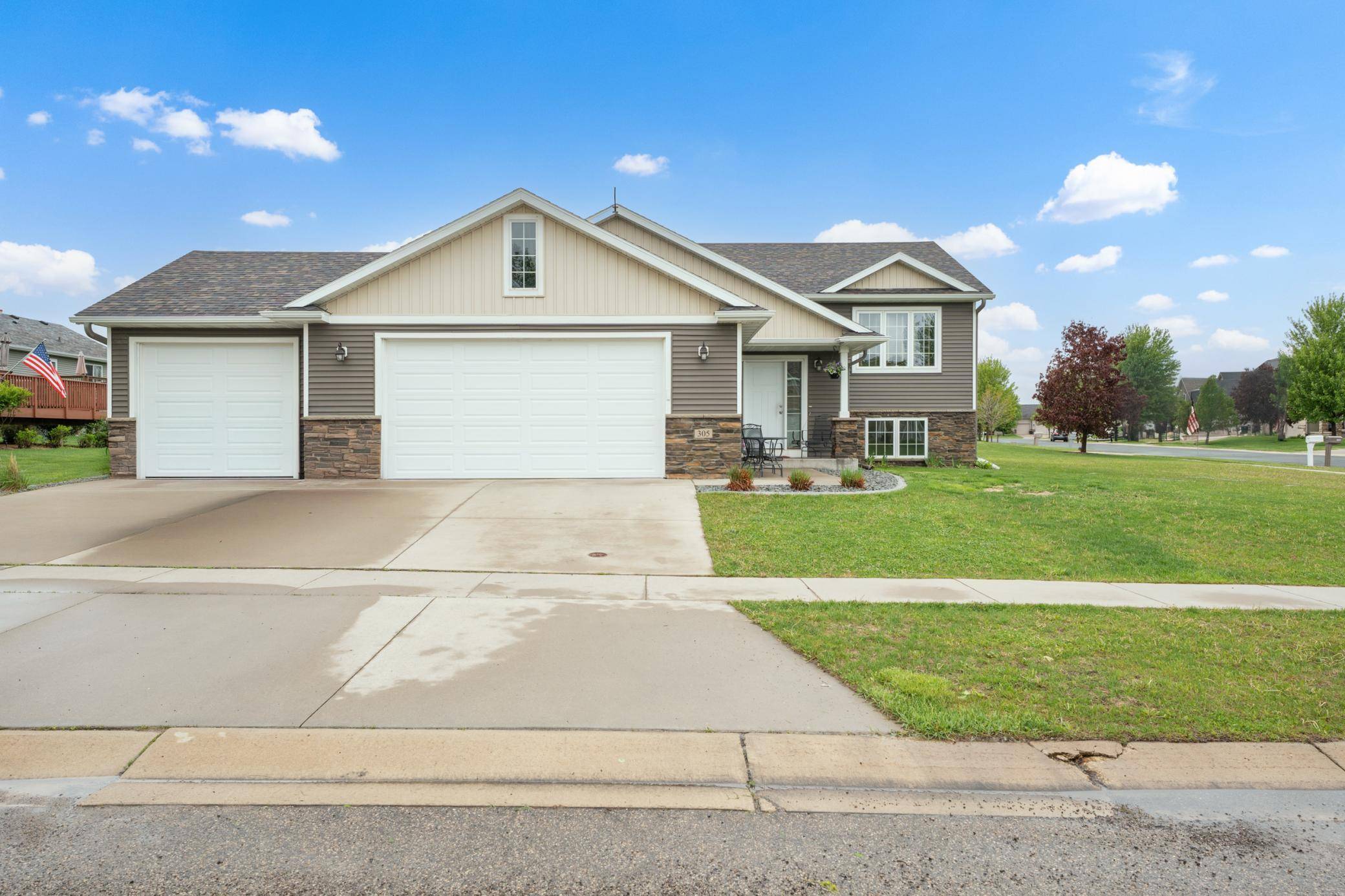 Kasson, MN 55944,305 13th AVE NW