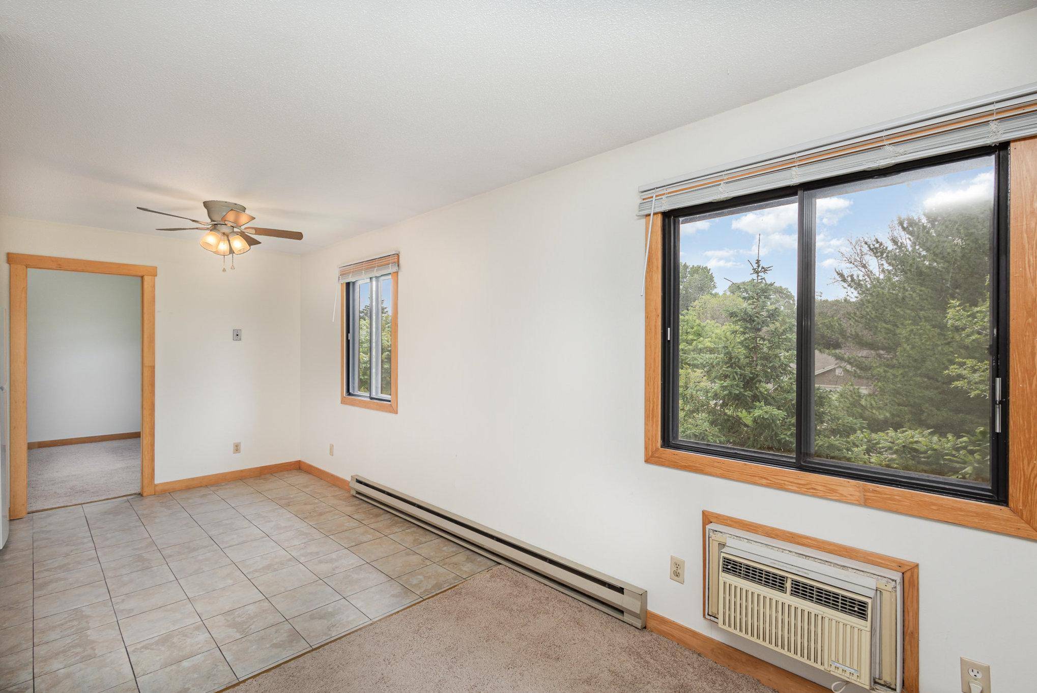 Oak Park Heights, MN 55082,14841 58th ST N #B4