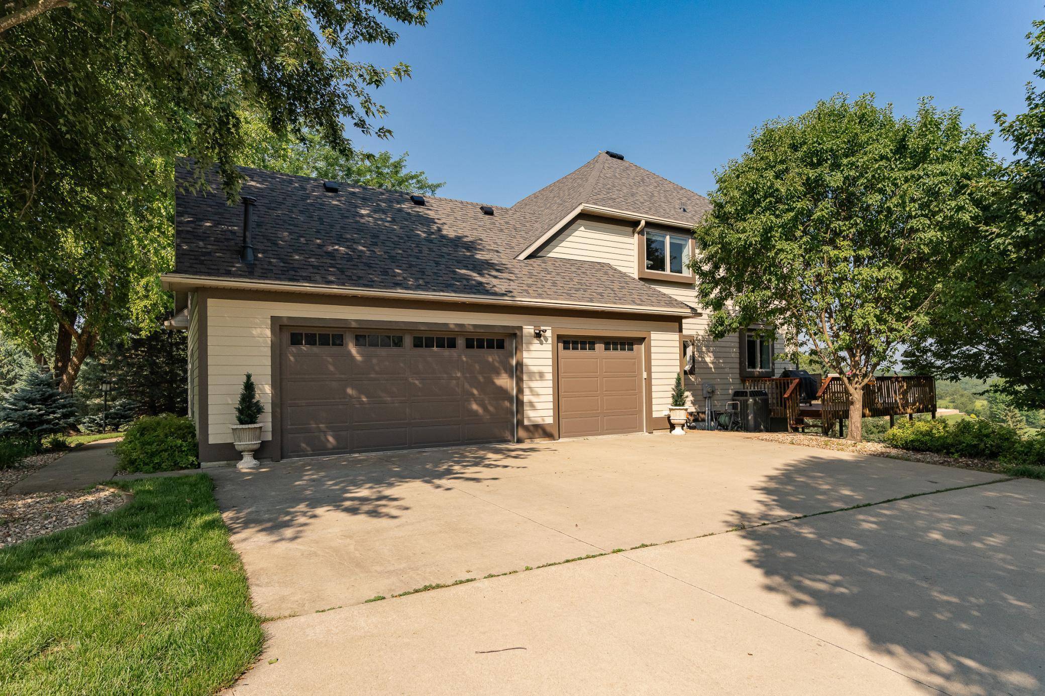 Rochester, MN 55901,581 Frederichs DR NW