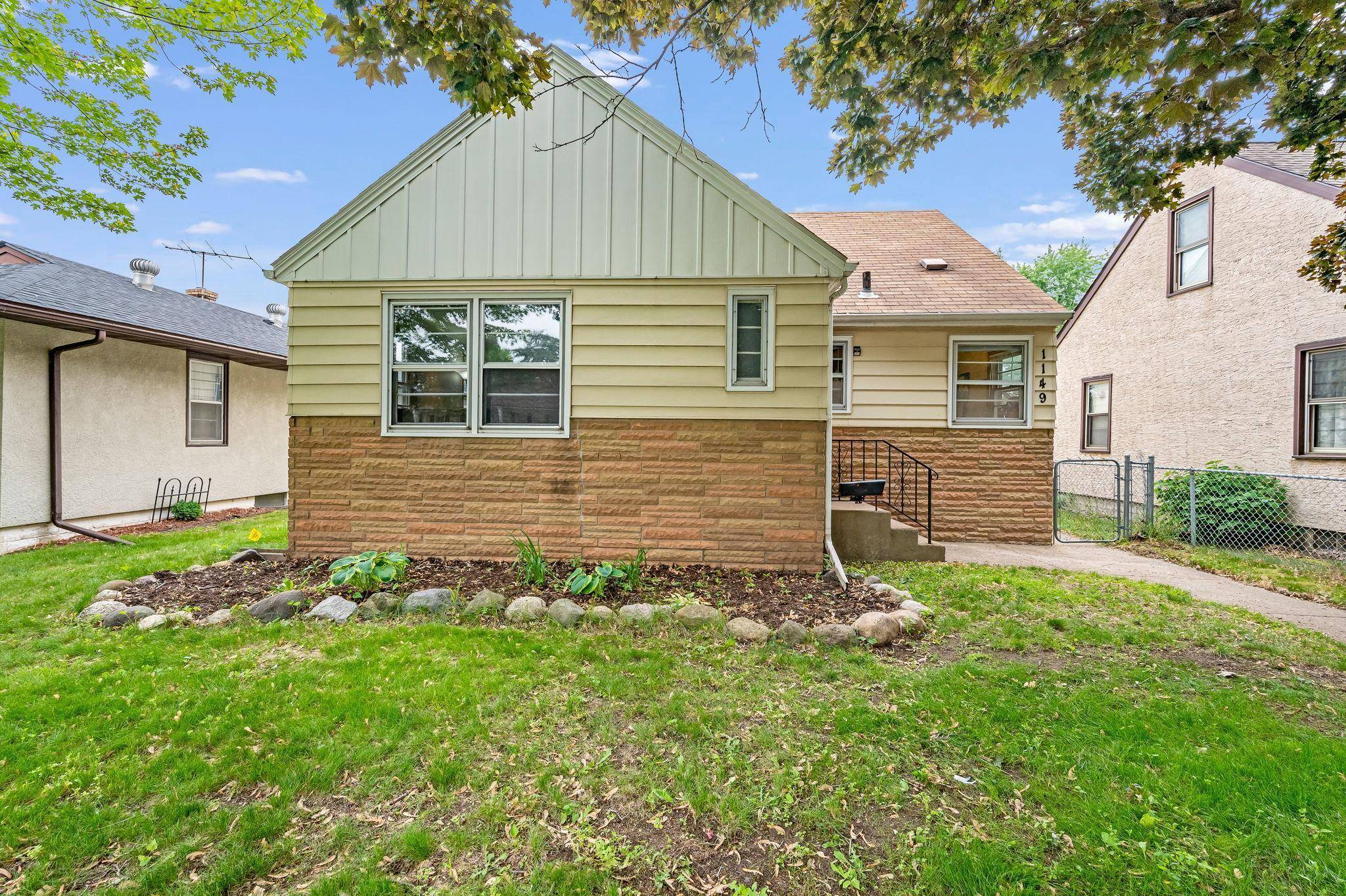 South Saint Paul, MN 55075,1149 7th AVE S