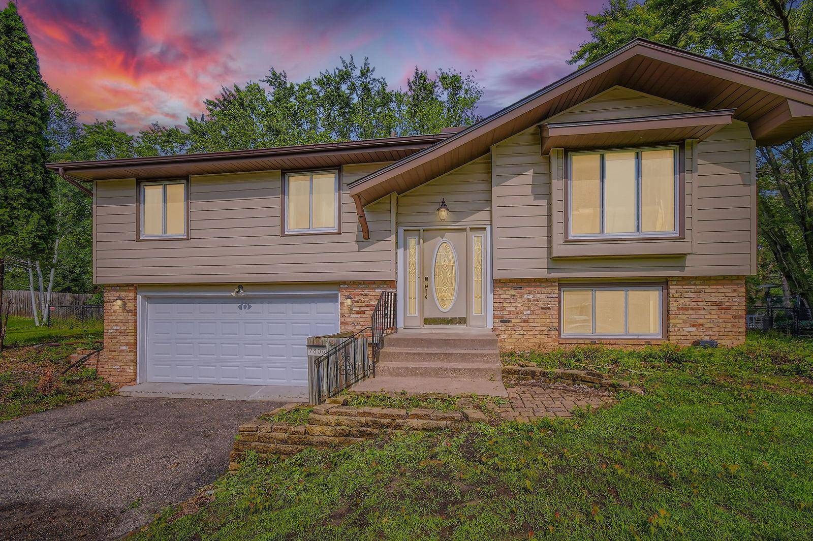Brooklyn Park, MN 55443,7808 Shingle Creek DR