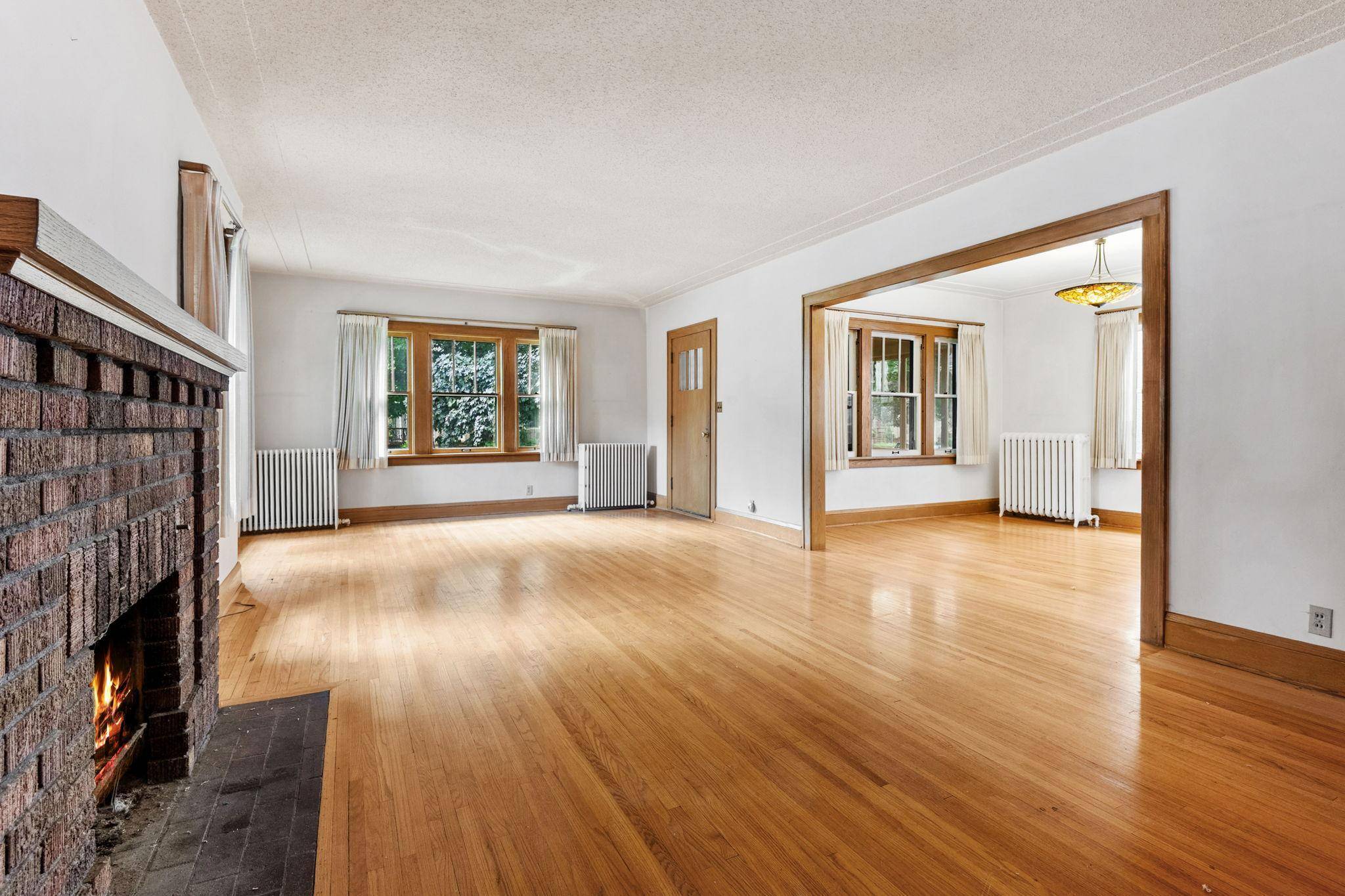 Minneapolis, MN 55410,4300 Beard AVE S