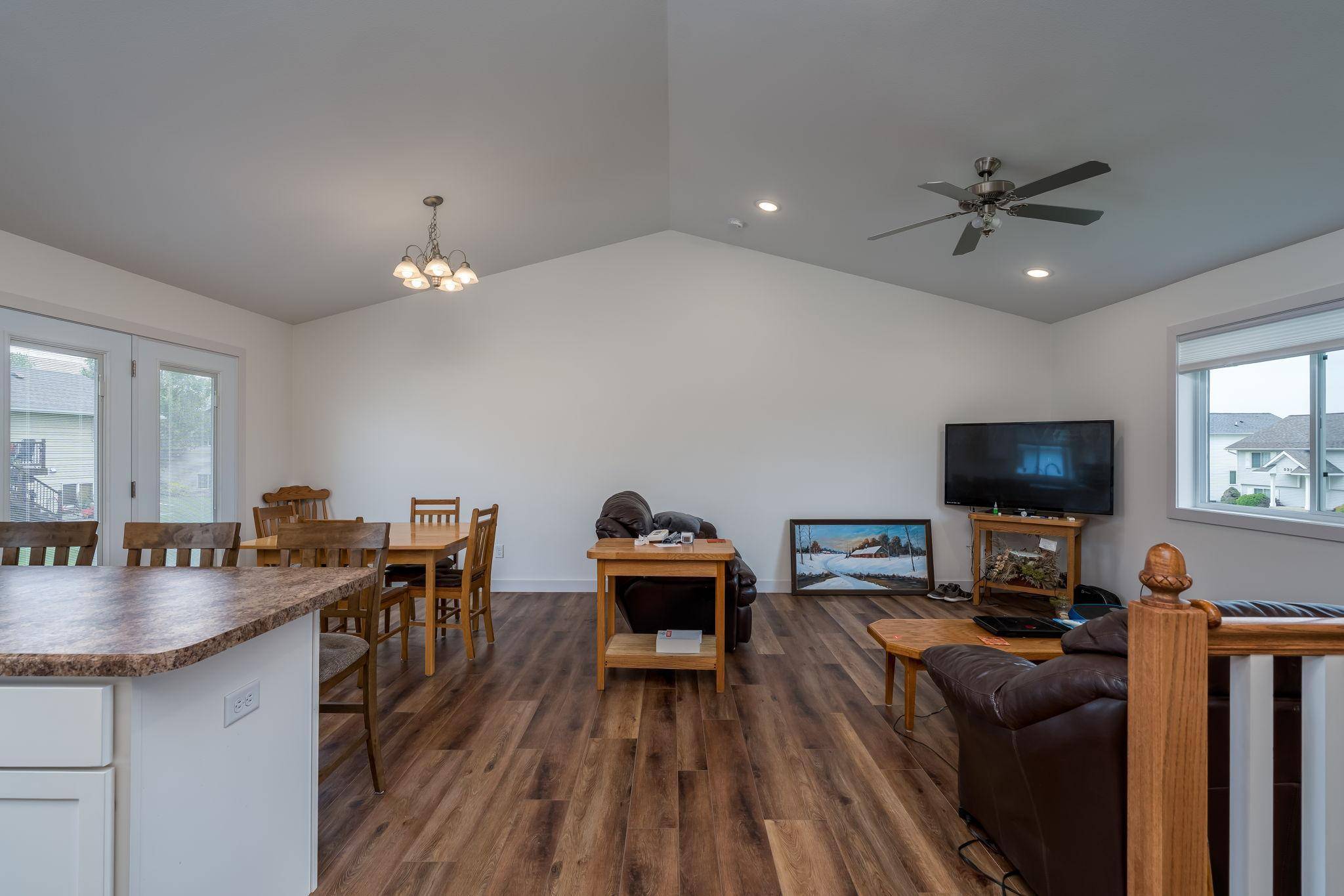 Janesville, MN 56048,512 Allyn CIR