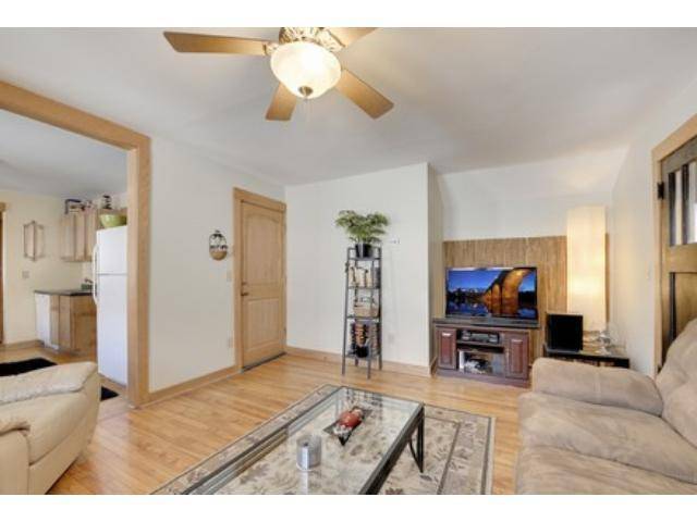 Minneapolis, MN 55404,1815 Clinton AVE #2