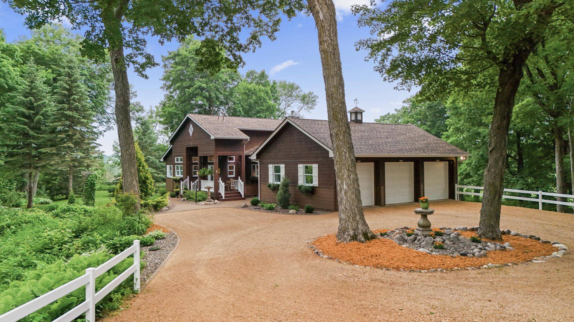 Greenfield, MN 55357,6300 78th LN