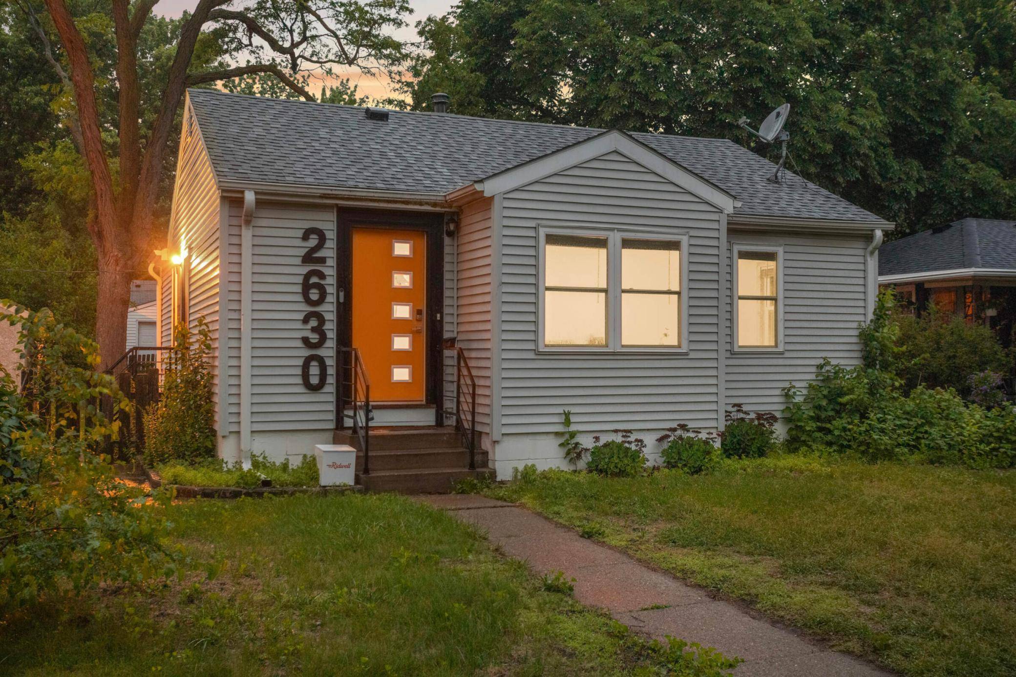 Minneapolis, MN 55418,2630 Jefferson ST NE