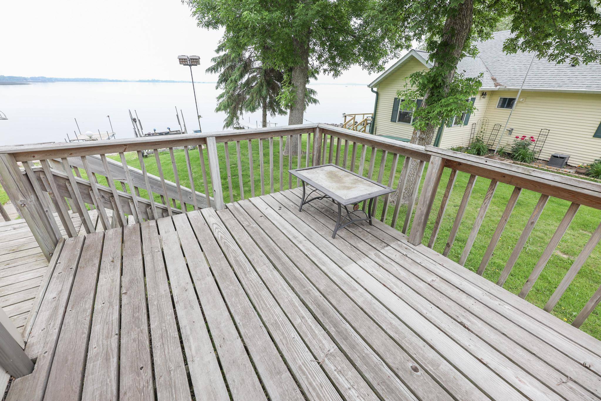 Osakis, MN 56360,17 E Lake ST