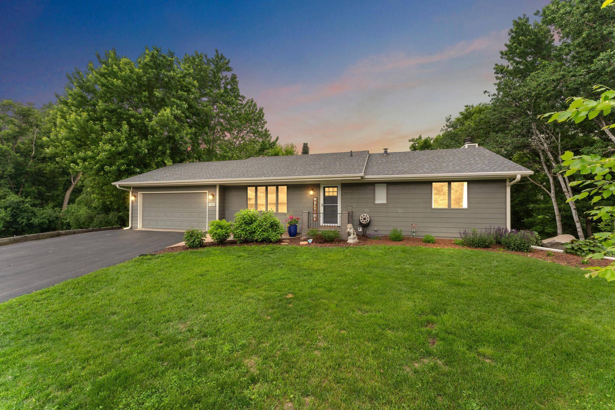 Eden Prairie, MN 55344,7584 Bittersweet DR