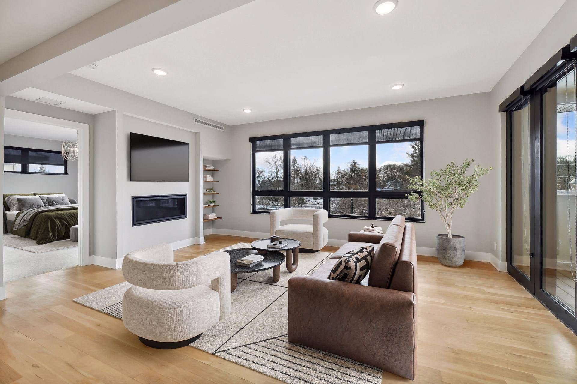 Wayzata, MN 55391,222 Ferndale RD S #203