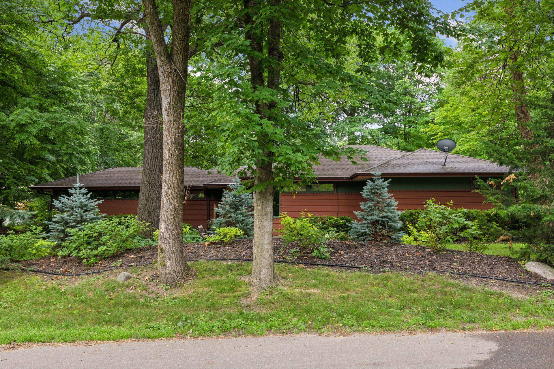 Orono, MN 55391,3585 Crystal PL