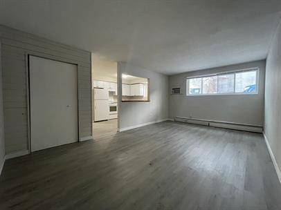 Columbia Heights, MN 55421,228 40th AVE NE