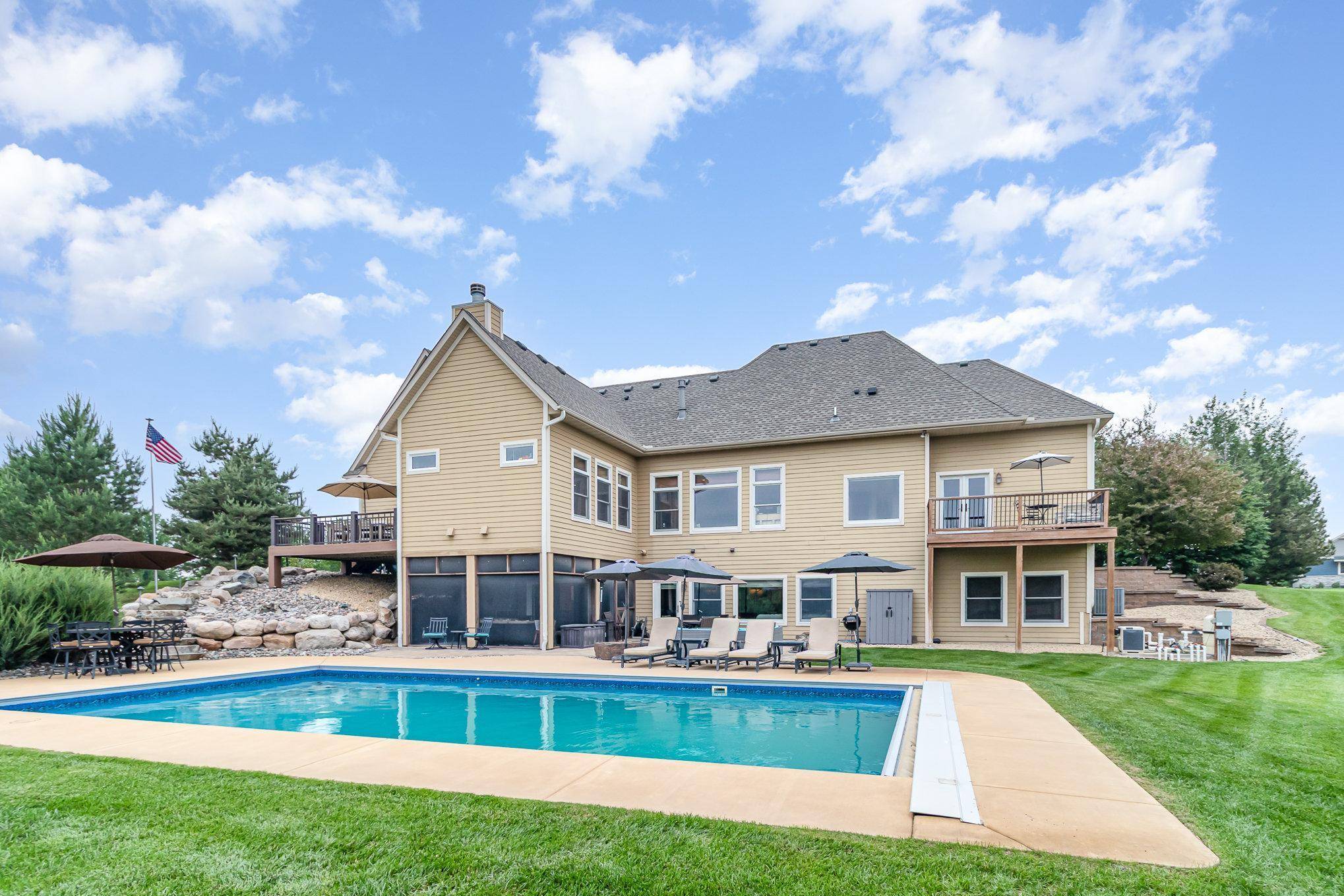 Credit River Twp, MN 55372,19270 Foxfield DR