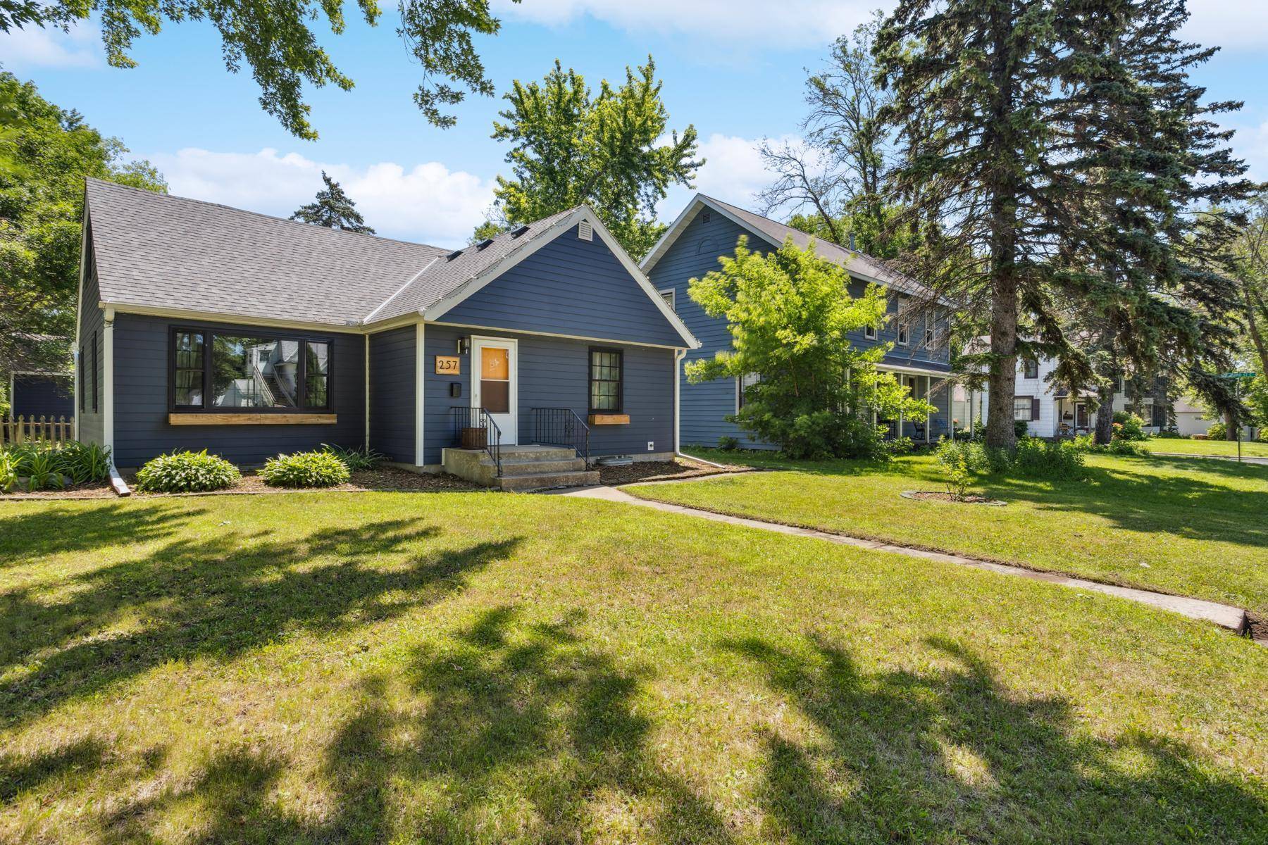 Waconia, MN 55387,257 S Orange ST