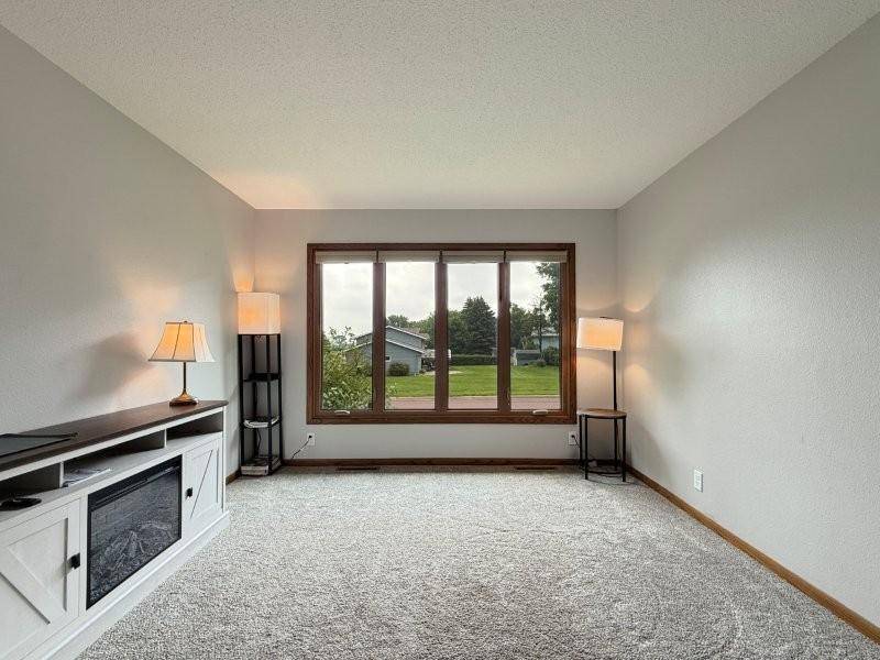 Fairmont, MN 56031,630 Cardinal ST