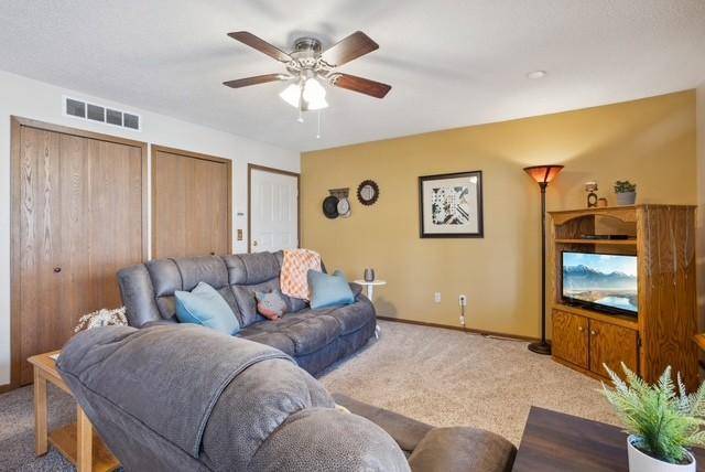 Crystal, MN 55427,3335 Nevada AVE N #3502