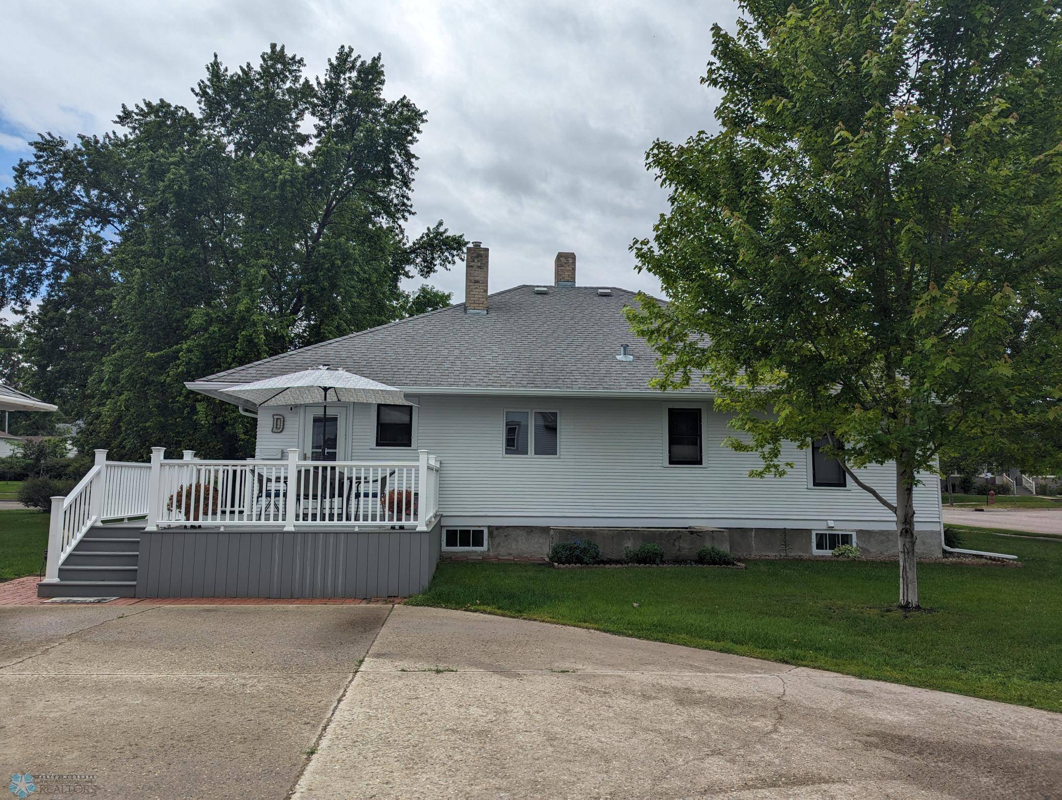 Lisbon, ND 58054,107 7th AVE W