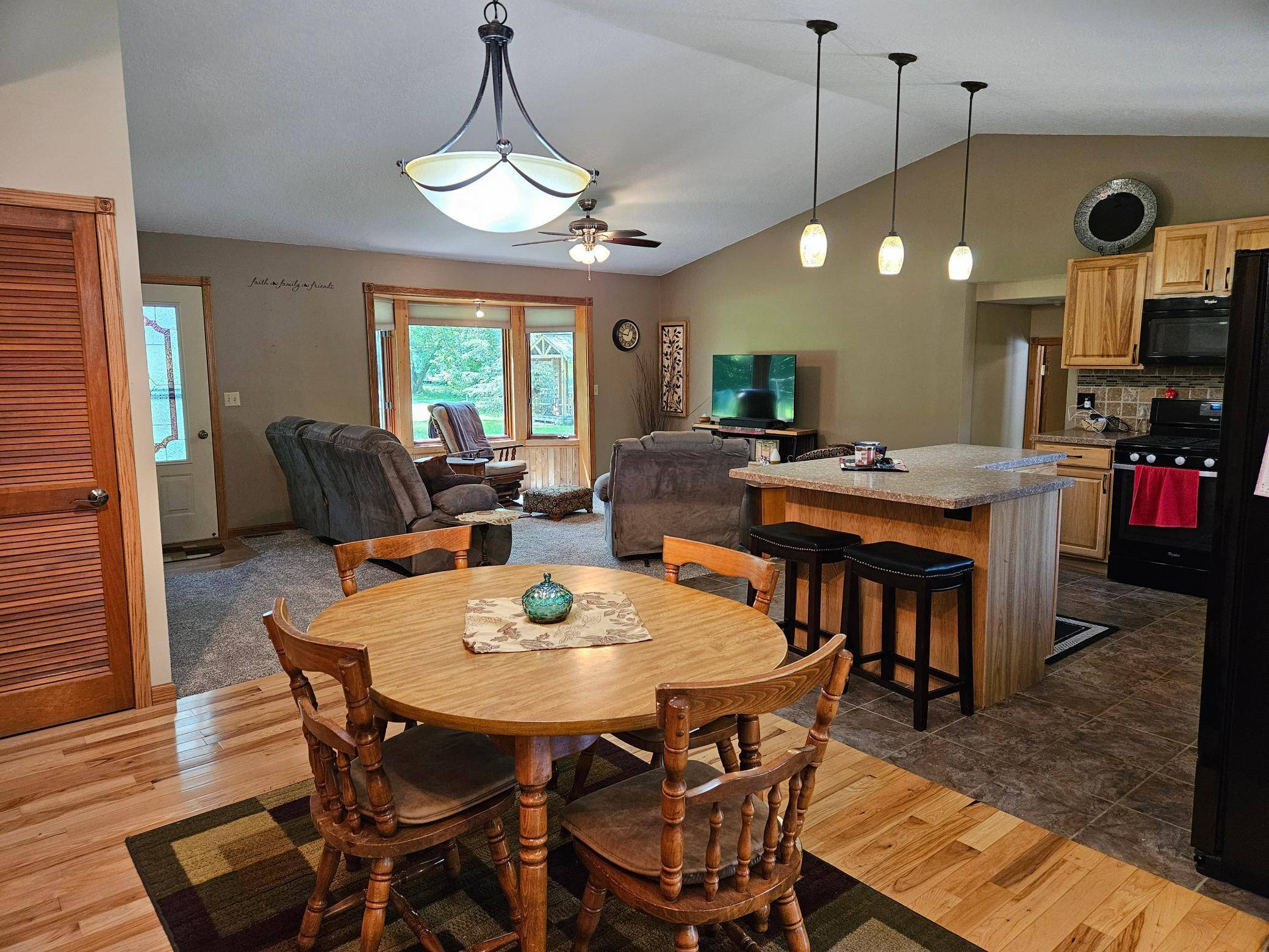 Richville, MN 56576,611 3rd ST SW