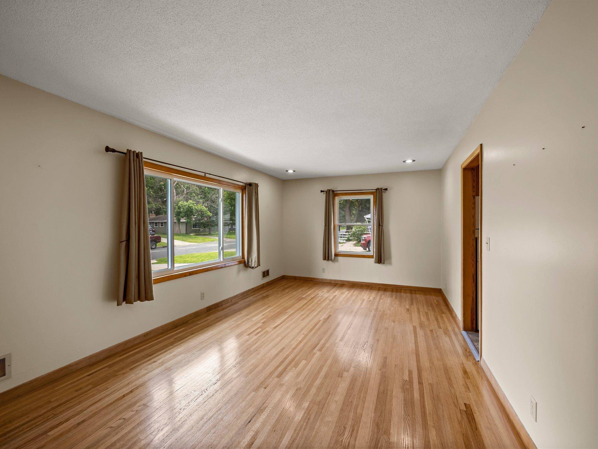 Bloomington, MN 55420,7920 Clinton AVE S