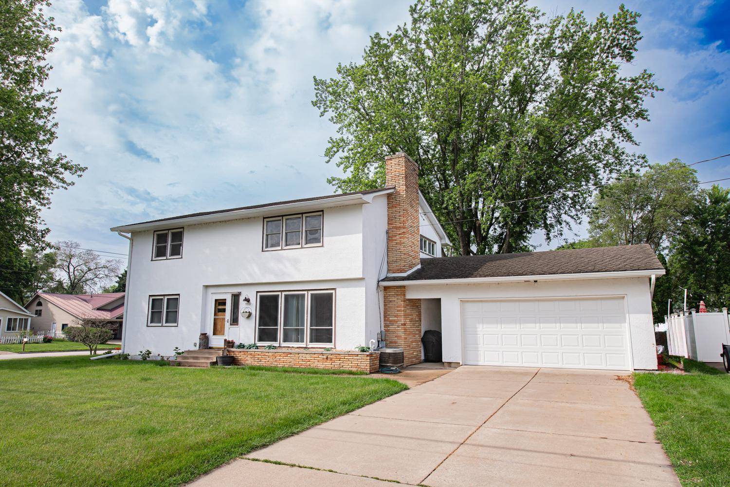 Goodview, MN 55987,4419 W 7th ST